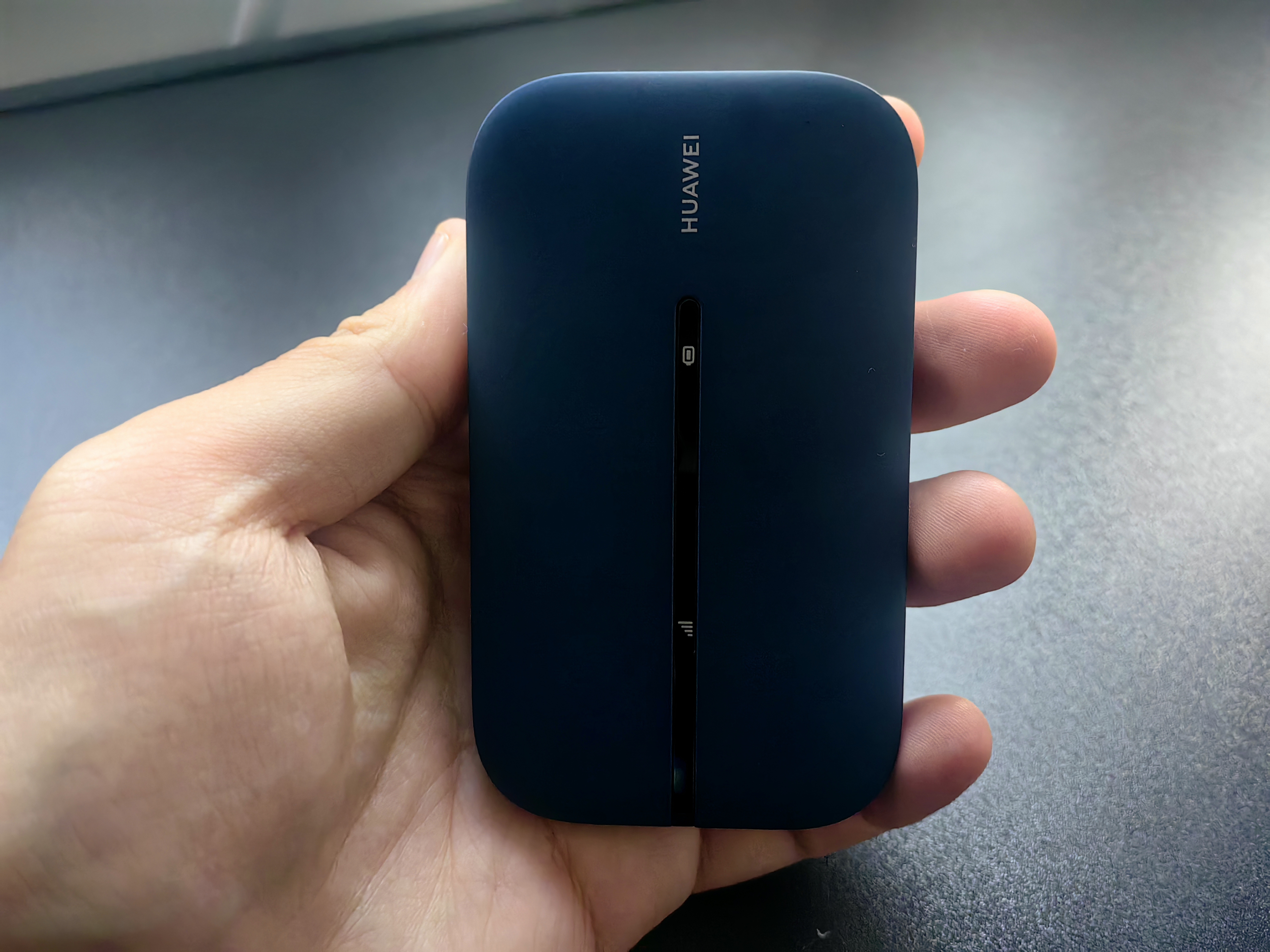 华为随身wifi3pro移动无线wifi免插卡随行网络4g携带无线网车载wifi三网通全国流量2026款5g AX15B 随行WiFi3 Pro 双网版+一年套餐 实拍图