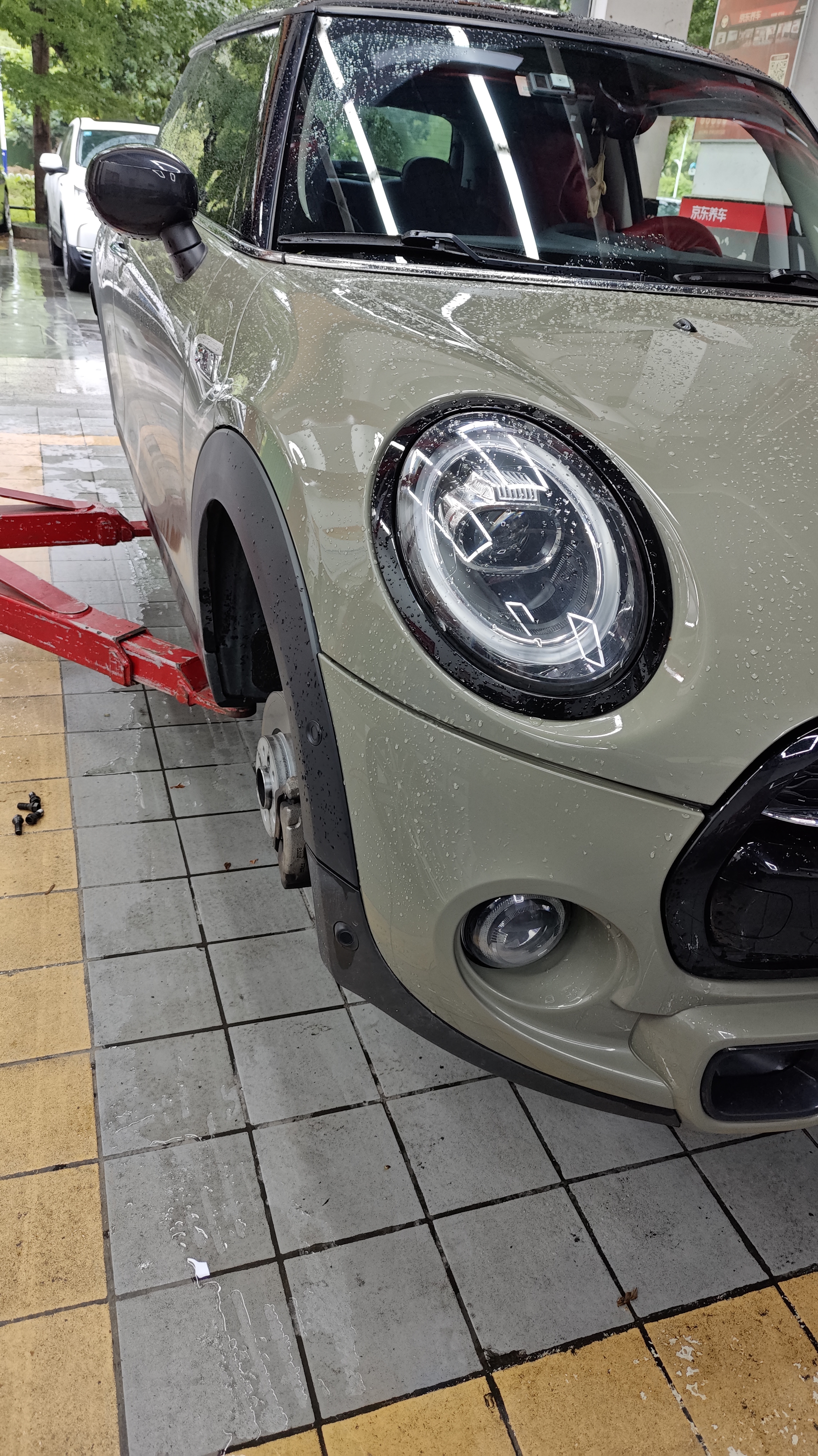 南港轮胎 215/40ZR18 89W NS-20运动花纹 适配现代飞思 实拍图