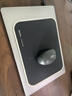 罗技（Logitech）M196 无线蓝牙鼠标 办公鼠标 笔记本商务办公家用 小巧便携 对称手型 石墨灰 实拍图