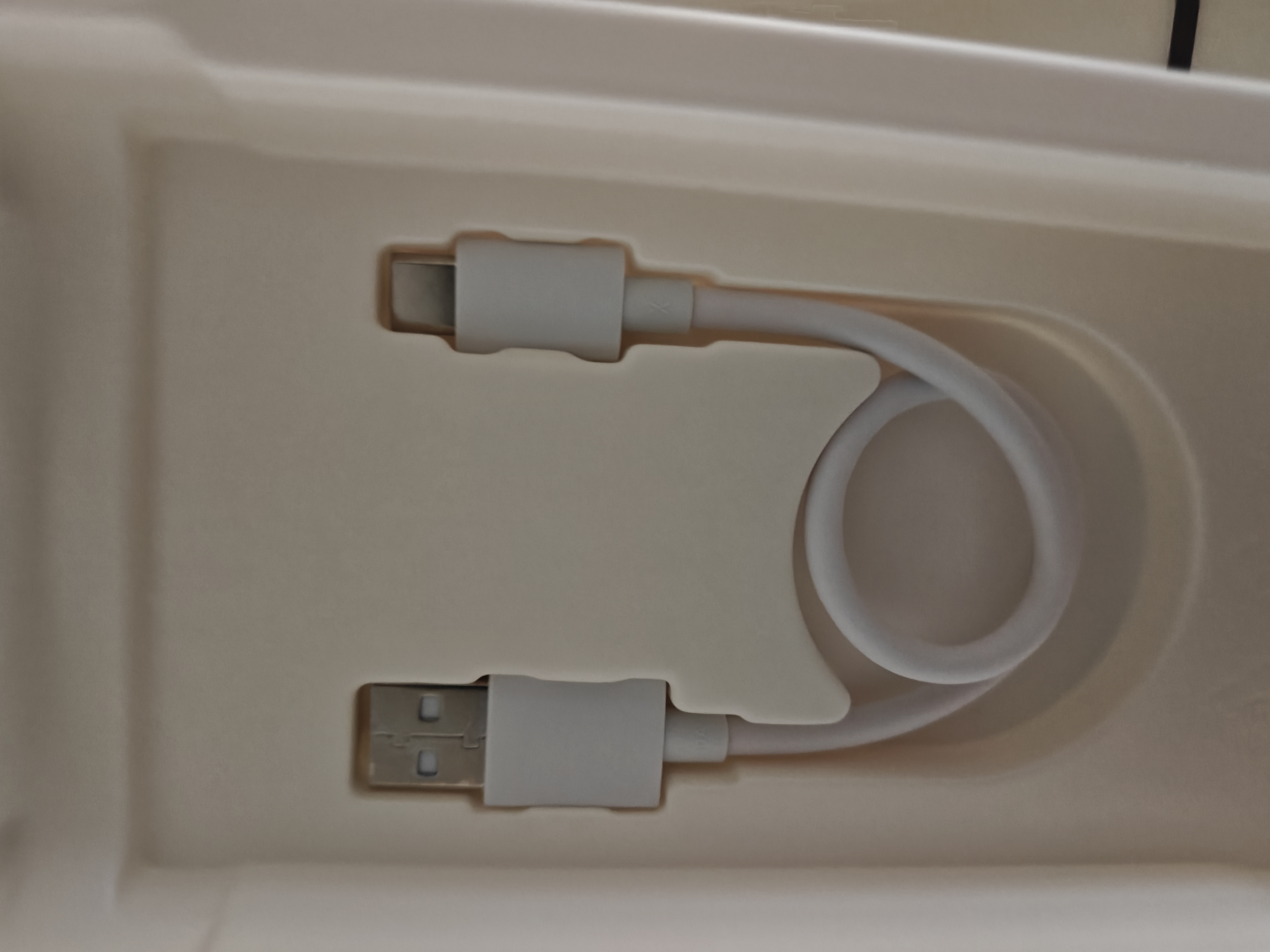 一加 100W 充电宝【3C认证可上飞机】超级闪充移动电源12000 大容量户外电源可充电脑 碧云绿 实拍图