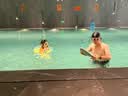 速比涛（Speedo）成人泳帽EPP布帽高弹舒适加大头围防水不勒头训练入门款纯色泳帽 实拍图