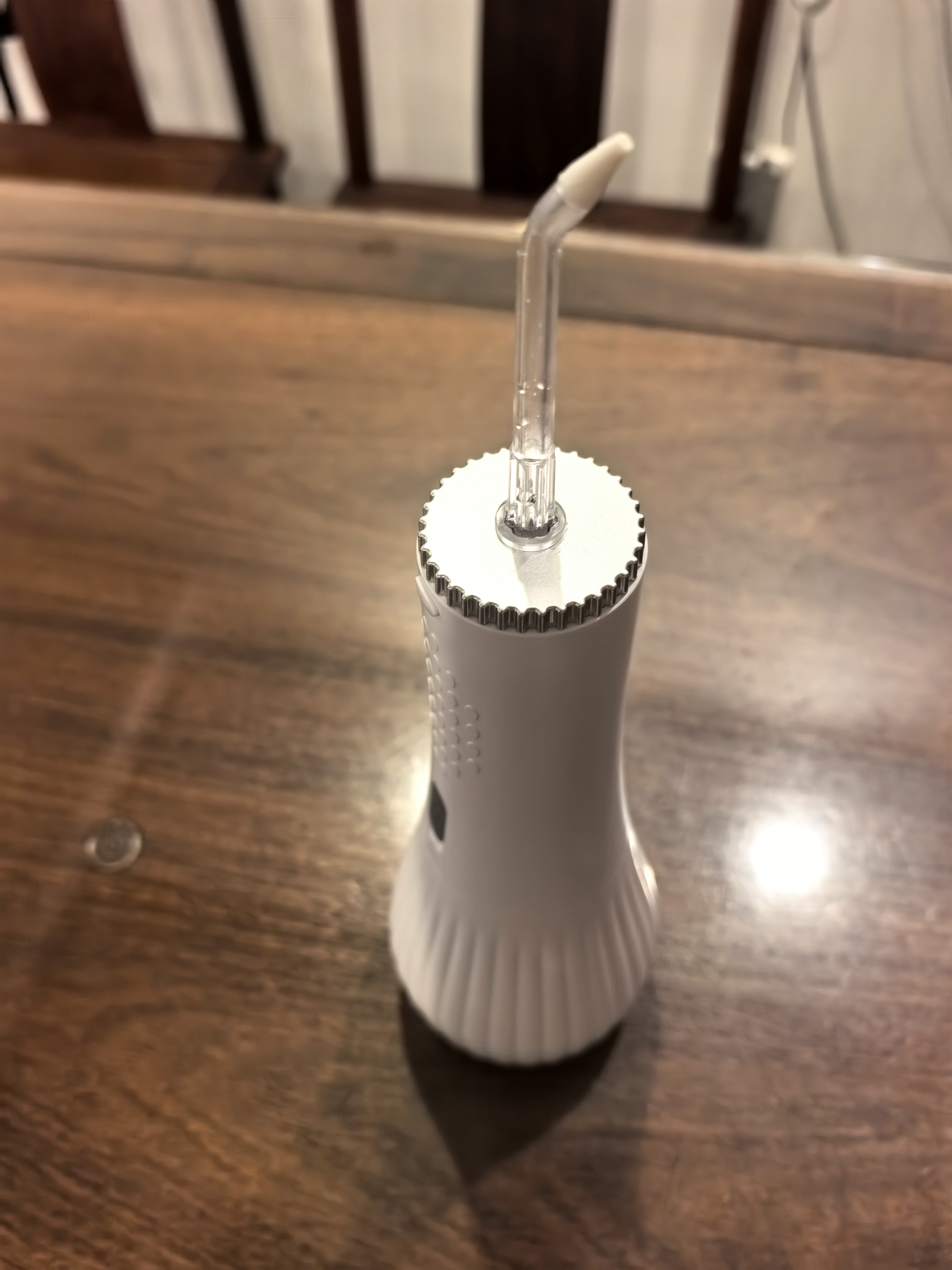 拜尔（BAIR）智能杀菌电动冲牙器水牙线大水箱家用正畸专用洗牙专业牙齿冲洗器清洁礼盒装M11 pro M11专业白 | 智能杀菌- 4支喷头 实拍图