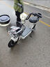 驰小虎电动自行车 吉祥虎新国标电动车电动自行车48V12Ah铅酸电池长续航电瓶车成人代步车电车白色 实拍图