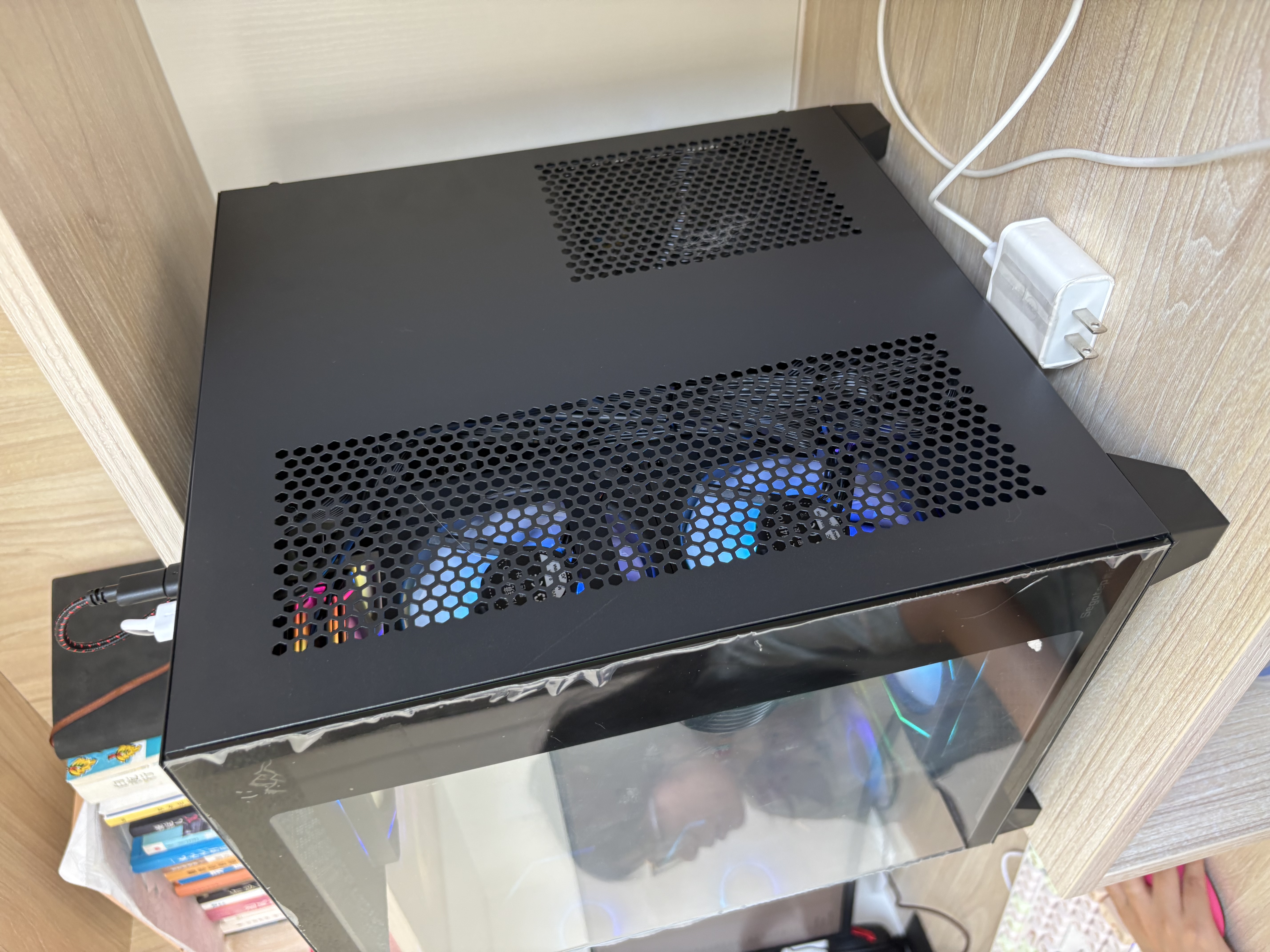 华硕（ASUS）Ultra 245KF/i5 12400F/14600KF+5060主机5060Ti显卡游戏台式组装电脑主机整机DIY组装机ROG全家桶 一：12400F丨RTX5060 组装机 实拍图