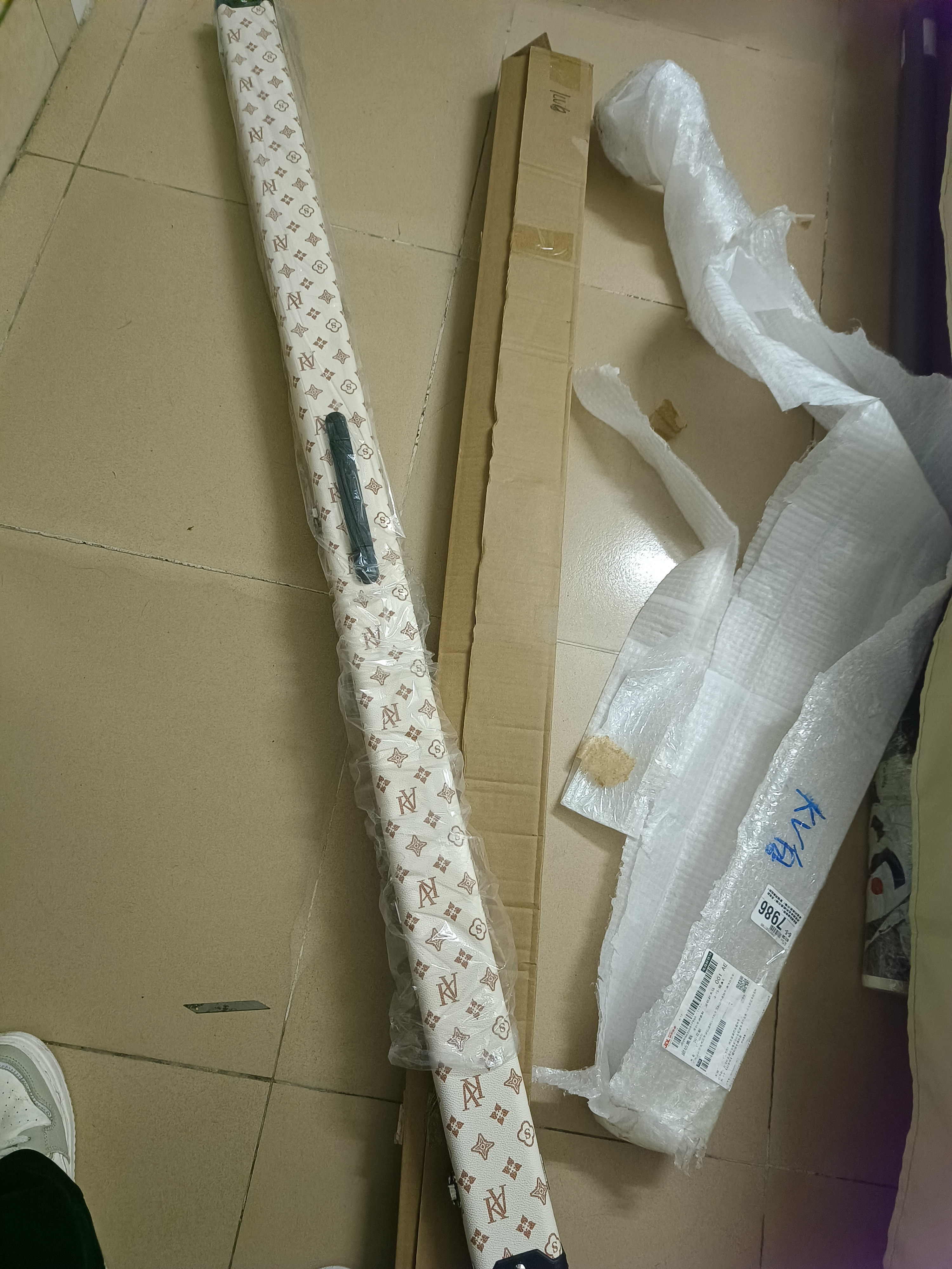 台球杆盒通杆双槽桌球杆盒斯诺克球杆盒黑八小头杆皮木杆盒杆包 1个 【白字母】-塑钢提手通杆盒 实拍图