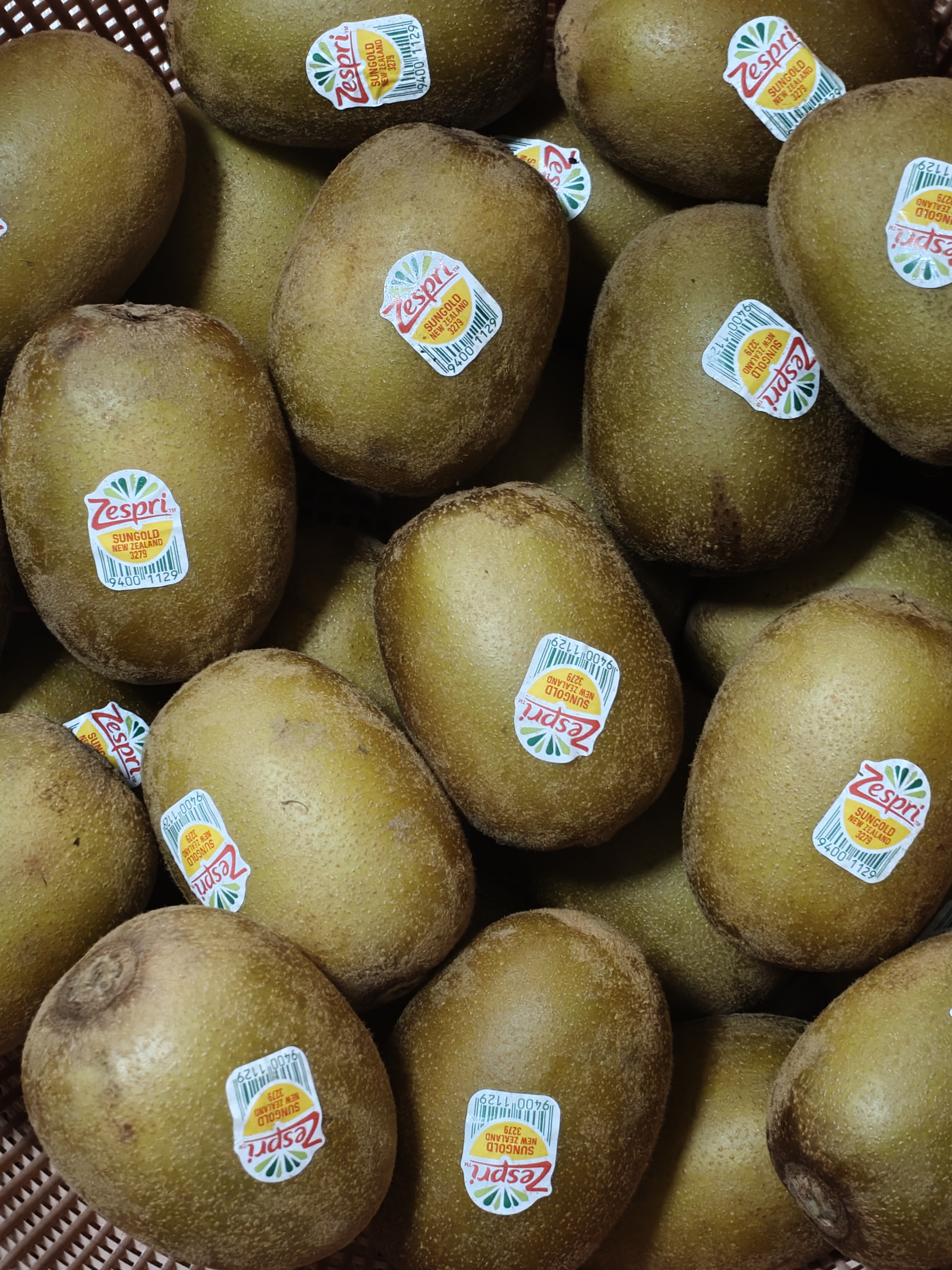 佳沛（zespri）新西兰 阳光金奇异果30-33粒原箱单果103-124g 猕猴桃水果礼盒 实拍图