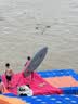 蓝科充气桨板冲浪板浆板电动推进器水上钓鱼板SUP划水板浆板船漂浮板 【新品上市】朔浪号-灰（加宽加长 可载重700斤） 实拍图