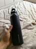 REVOMAX锐虎无螺纹保温杯 单手开盖水杯 车载保冷杯 316保温茶杯 黑592ml 实拍图