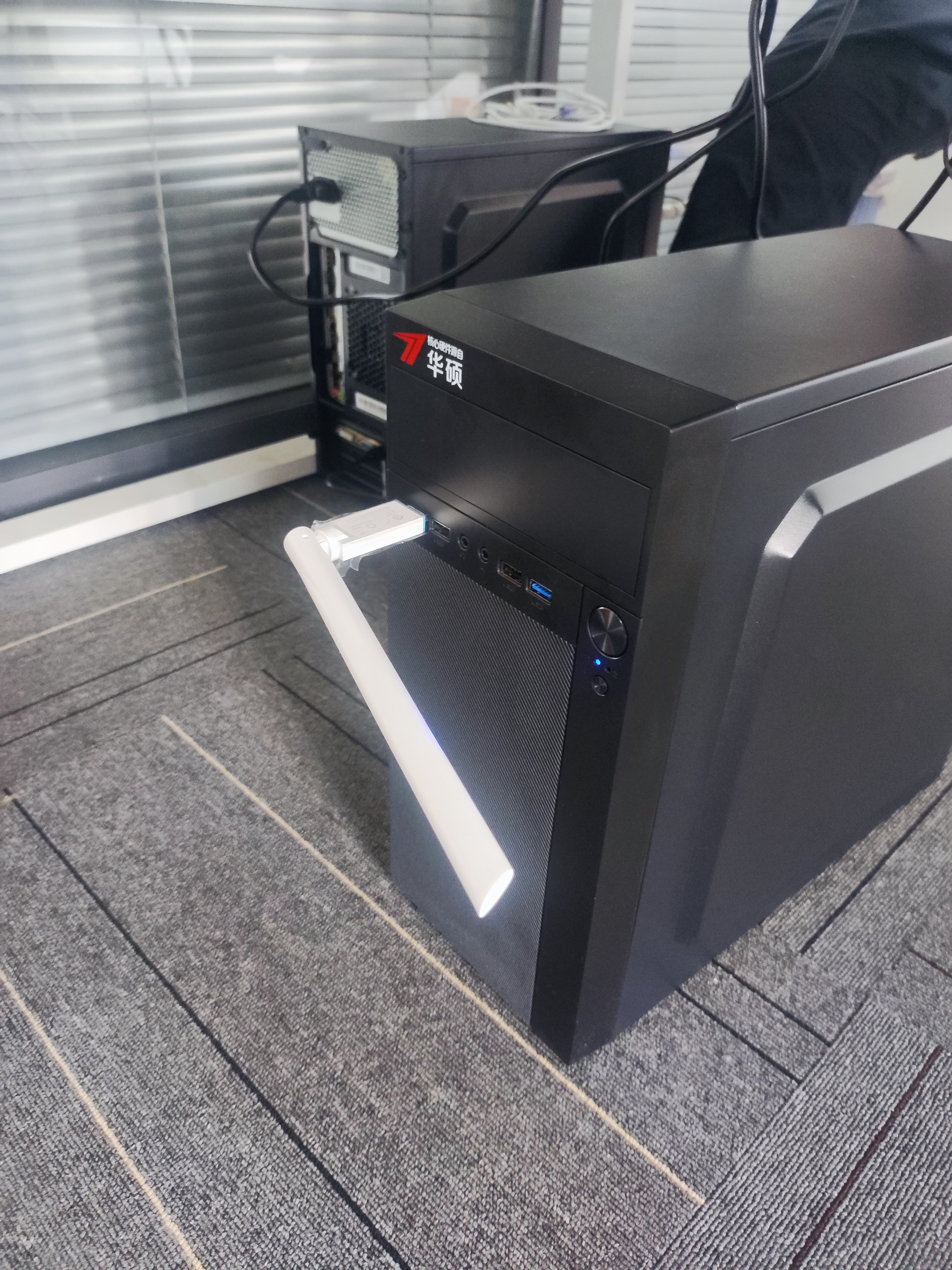 华硕（ASUS）【14代酷睿i7】台式电脑主机独显商务办公家用游戏设计渲染企业补贴组装电脑整机全套 A：酷睿i5丨16G+756G丨商务办公独显 华硕主机+24寸显示器全套(高清蓝光护眼) 实拍图