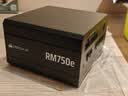 美商海盗船RM750e 750W电源 ATX 3.1认证/12V-2x6/Pcle5.1/金牌认证/全模组/高效静音电源 实拍图