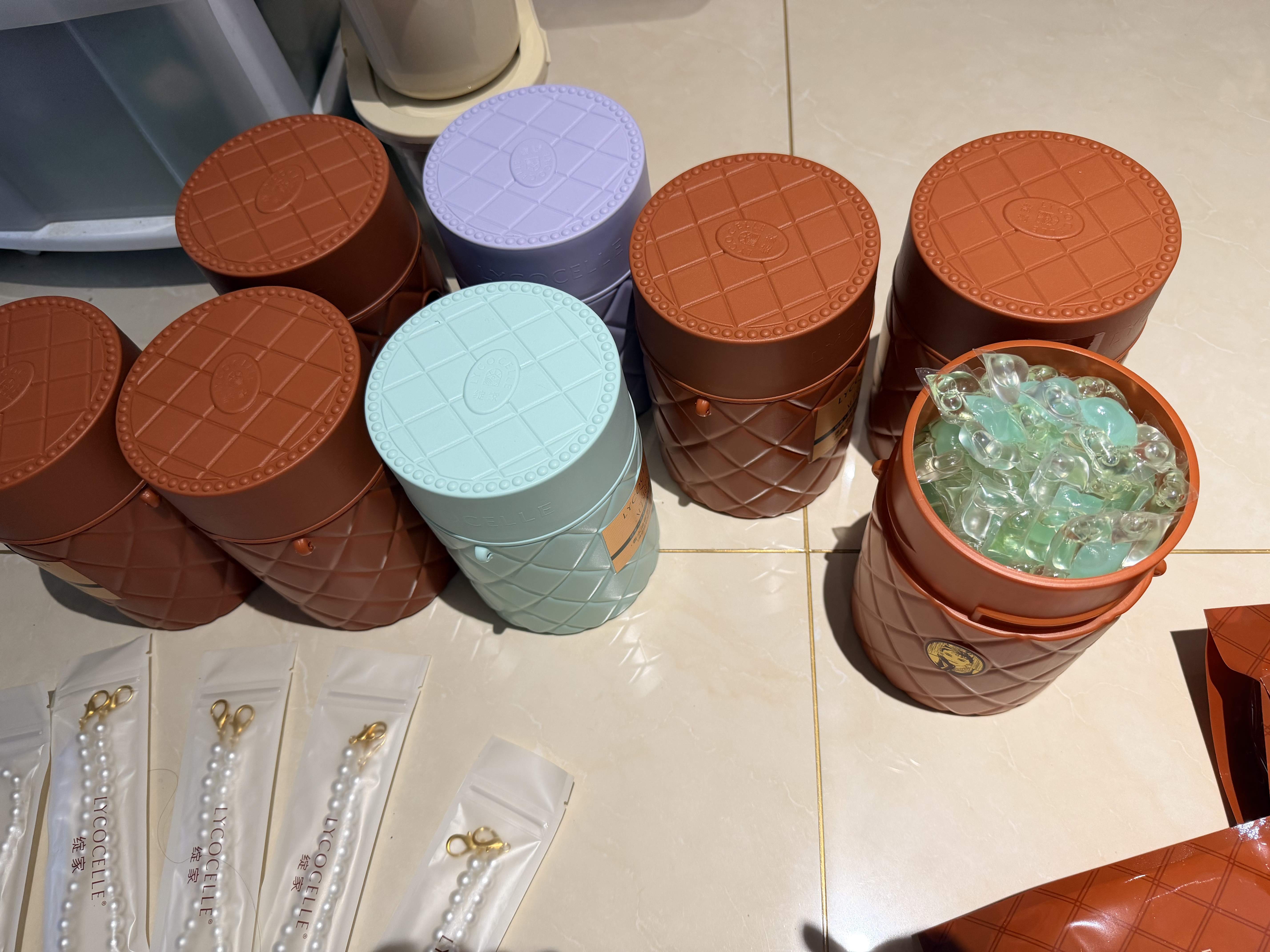 绽家×亲密的奥黛丽·赫本香水油洗衣凝珠(睡莲与白檀)40颗持久留香 实拍图