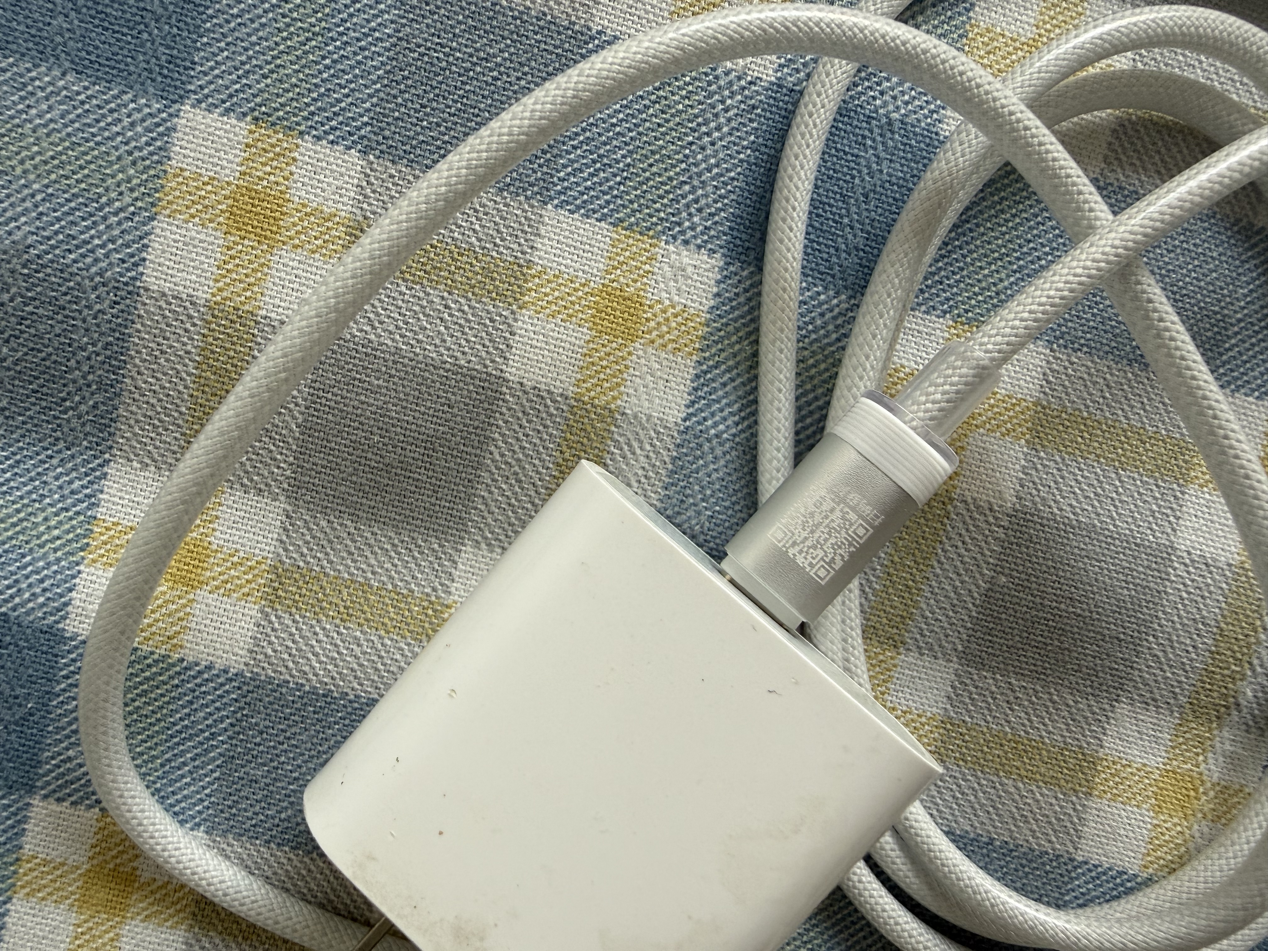 品胜[冰川透明]苹果17数据线type-c充电线双头PD60W快充车载适用iPhone16/15手机平板iPad笔记本2m 实拍图