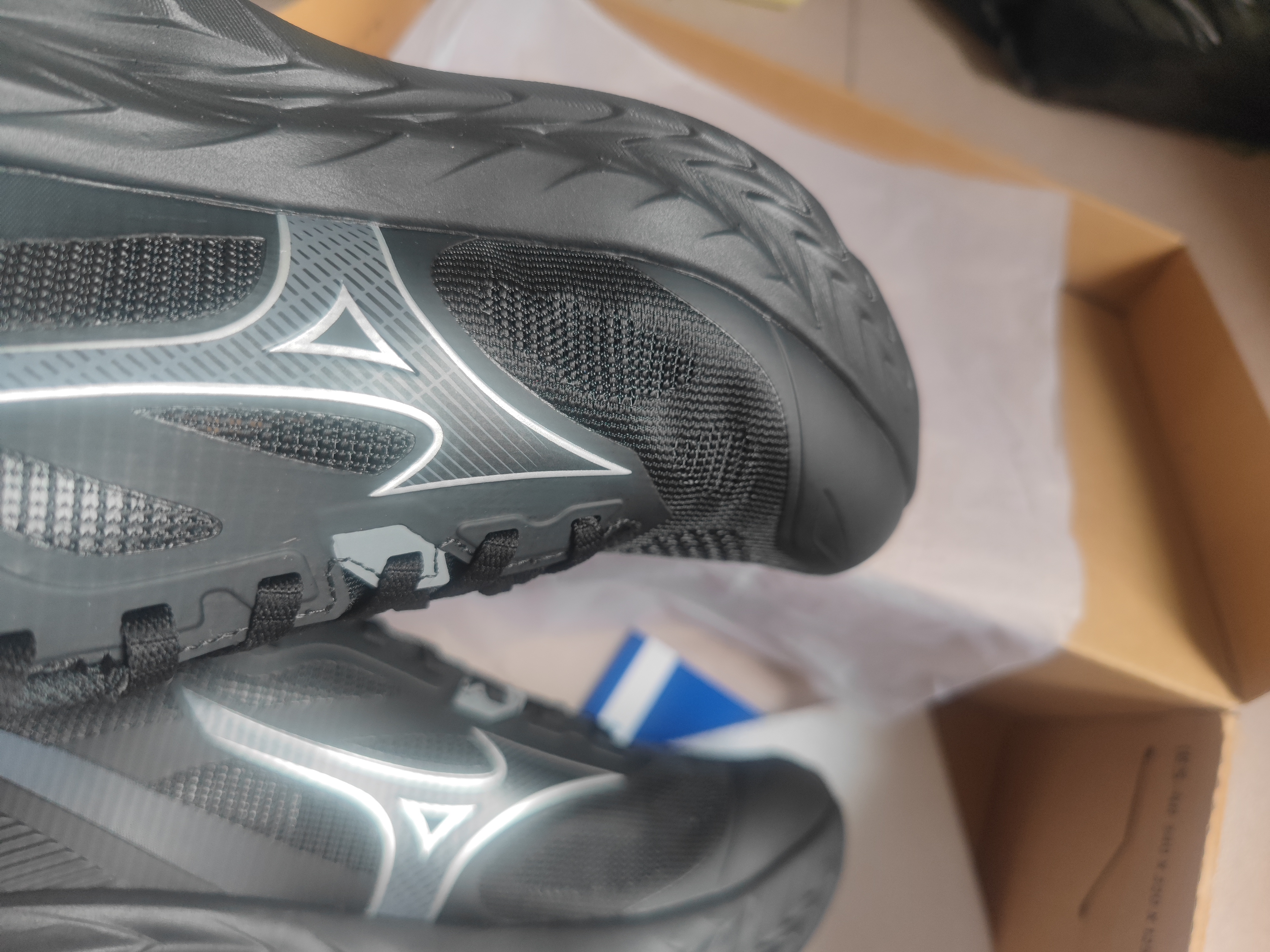 美津浓（MIZUNO）运动跑步鞋男女厚底缓震回弹专业慢跑鞋 ASTRO X 实拍图