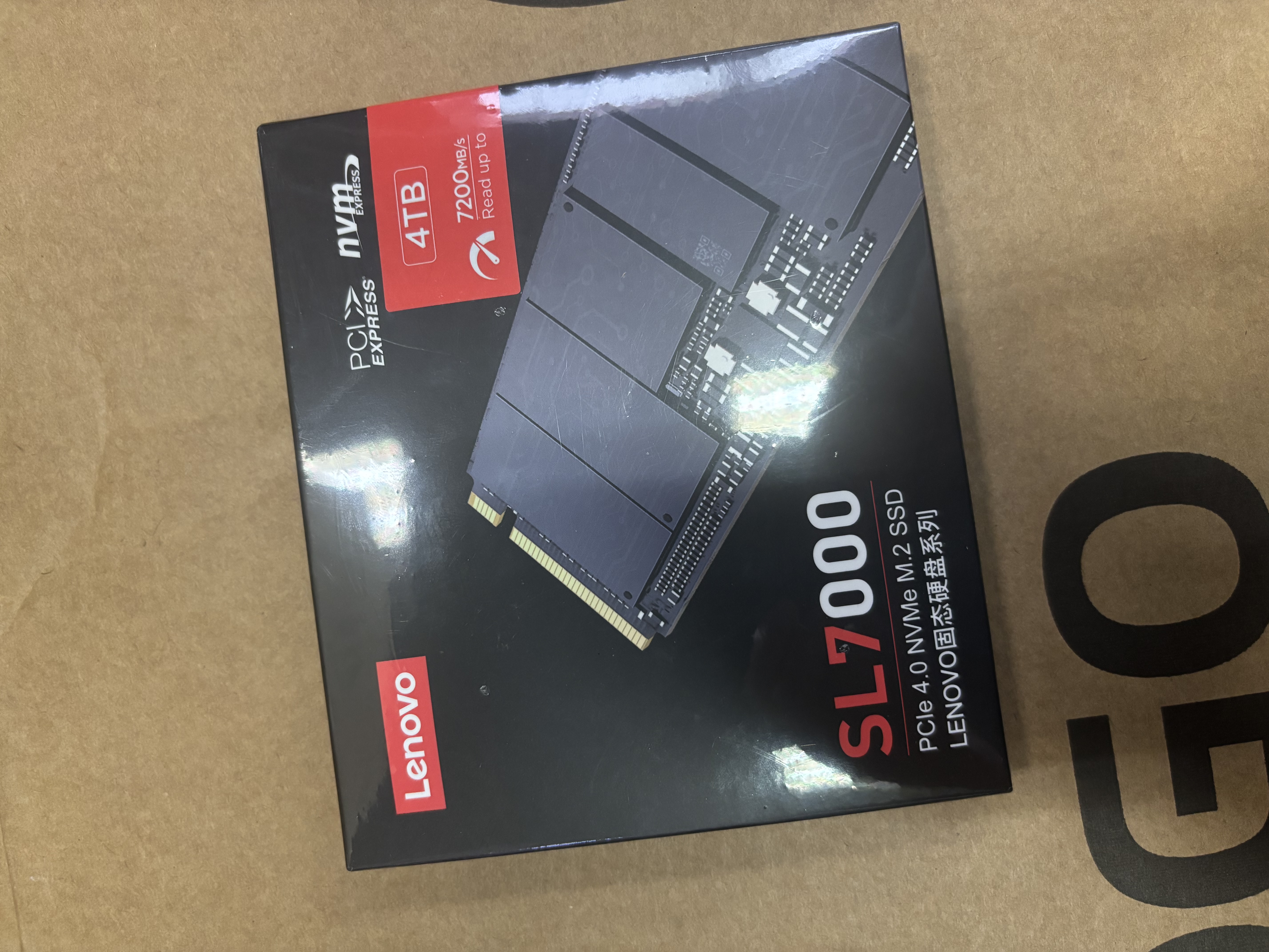 联想（Lenovo）4TB SSD固态硬盘m.2接口(NVMe协议)PCIe4.0 x4 SL7000 40Pro读速高达7200MB/s 实拍图