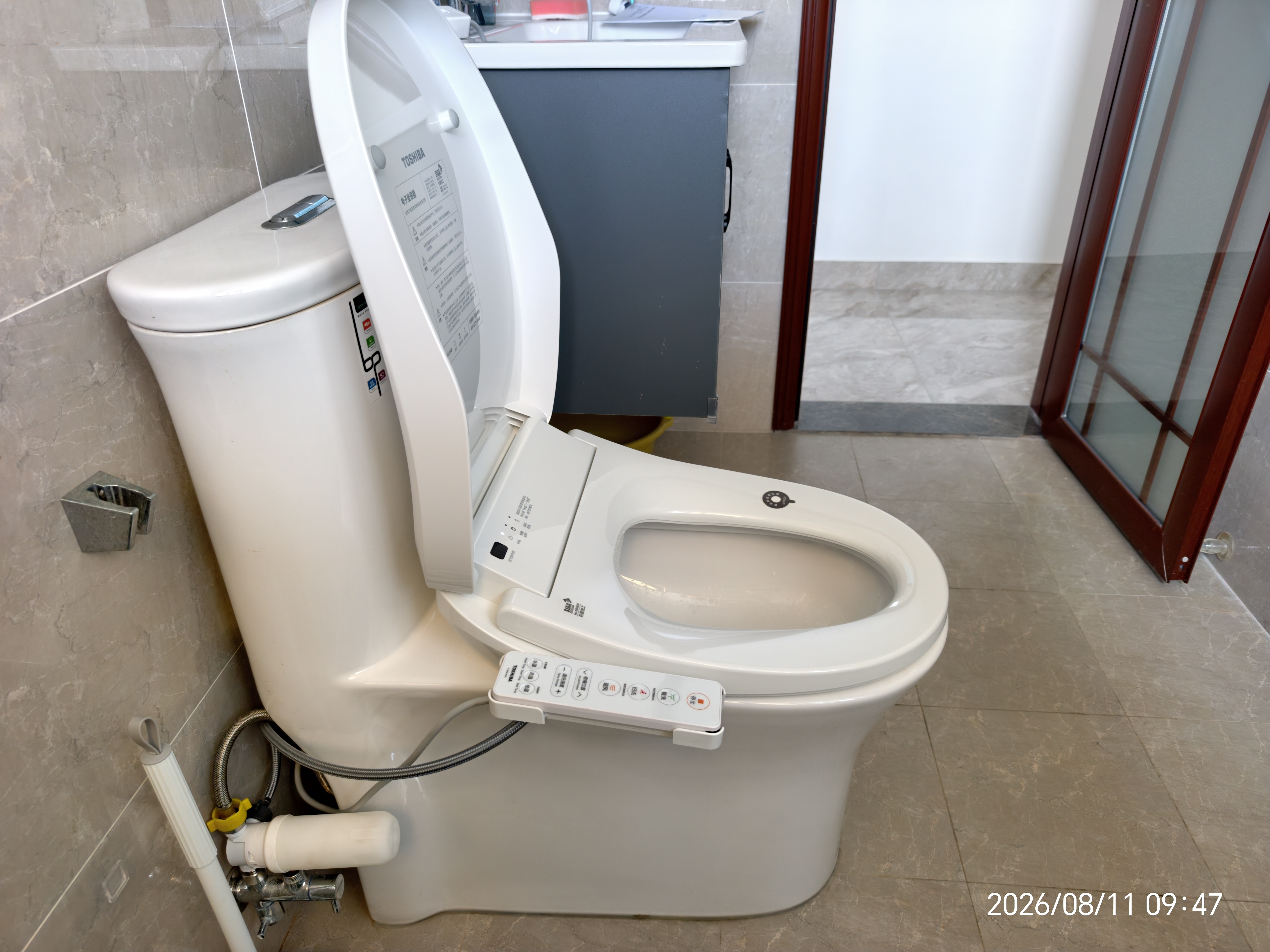东芝（TOSHIBA）智能马桶盖洗屁屁全自动清洗加热烘干u型无线遥控T3-85D6 实拍图