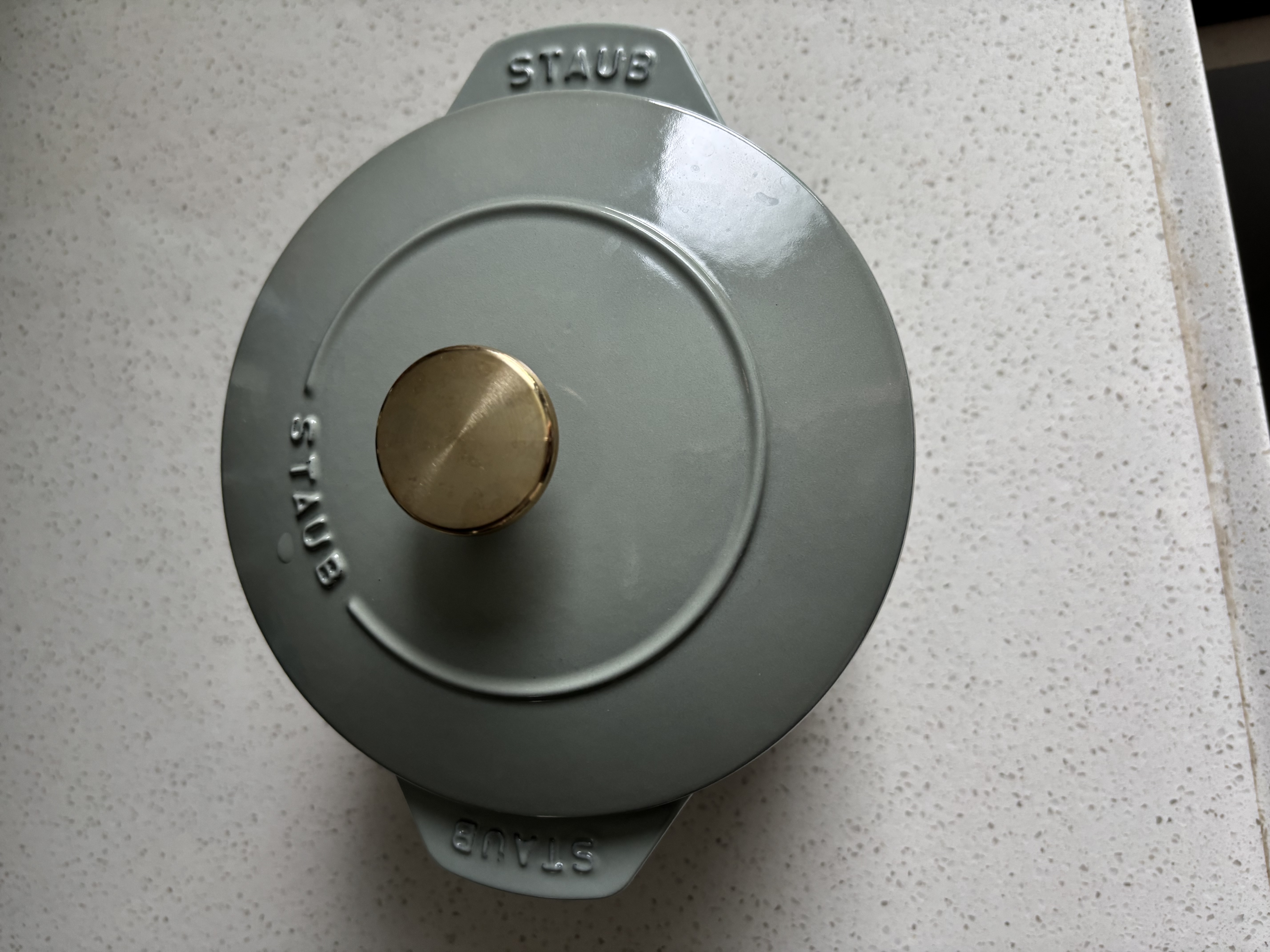 珐宝（staub）法国进口珐琅铸铁奶锅汤锅炖锅炒锅具饭釜锅尤加利绿16cm 1025325 实拍图