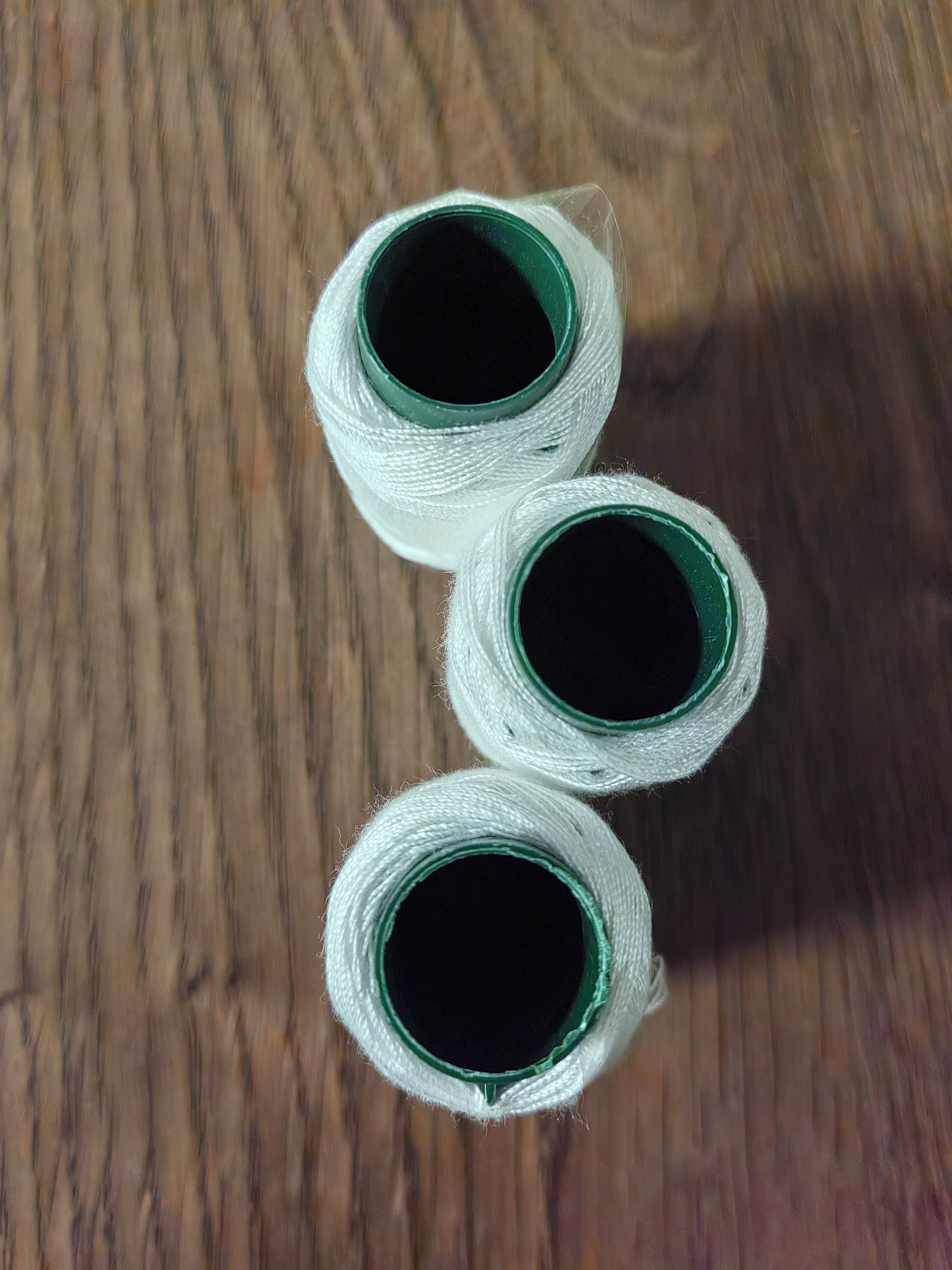 家用缝衣线缝纫机线小卷黑白色宝塔线302手缝针线手工缝纫线 白色3卷 实拍图