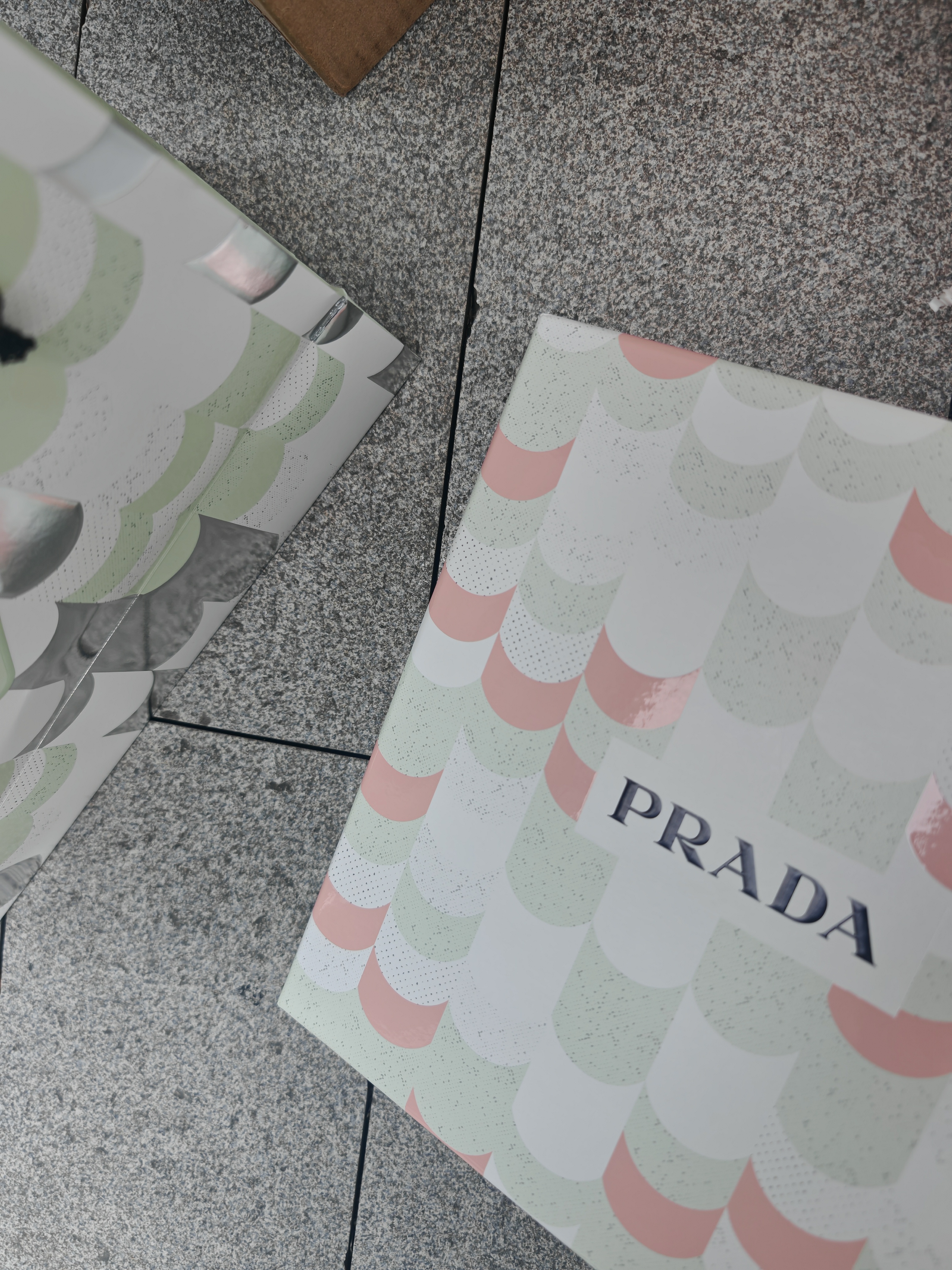 普拉达（PRADA）我本莫测护手霜+唇釉221 润唇口红礼盒滋润生日礼物送女友女生 实拍图