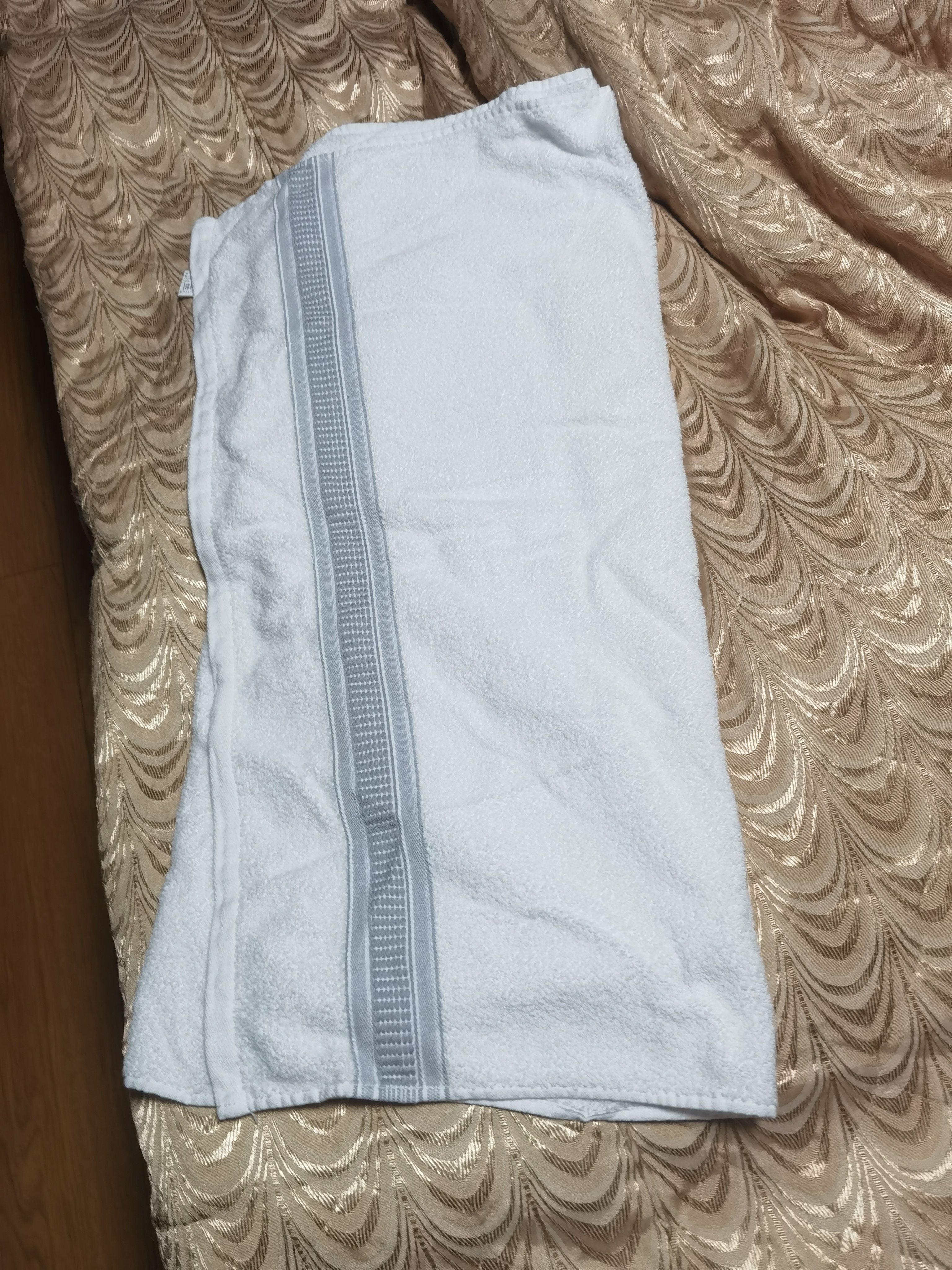金号新疆棉浴巾A类纯棉吸水情侣运动洗澡巾 单条装140*72cm 320g 白色 实拍图