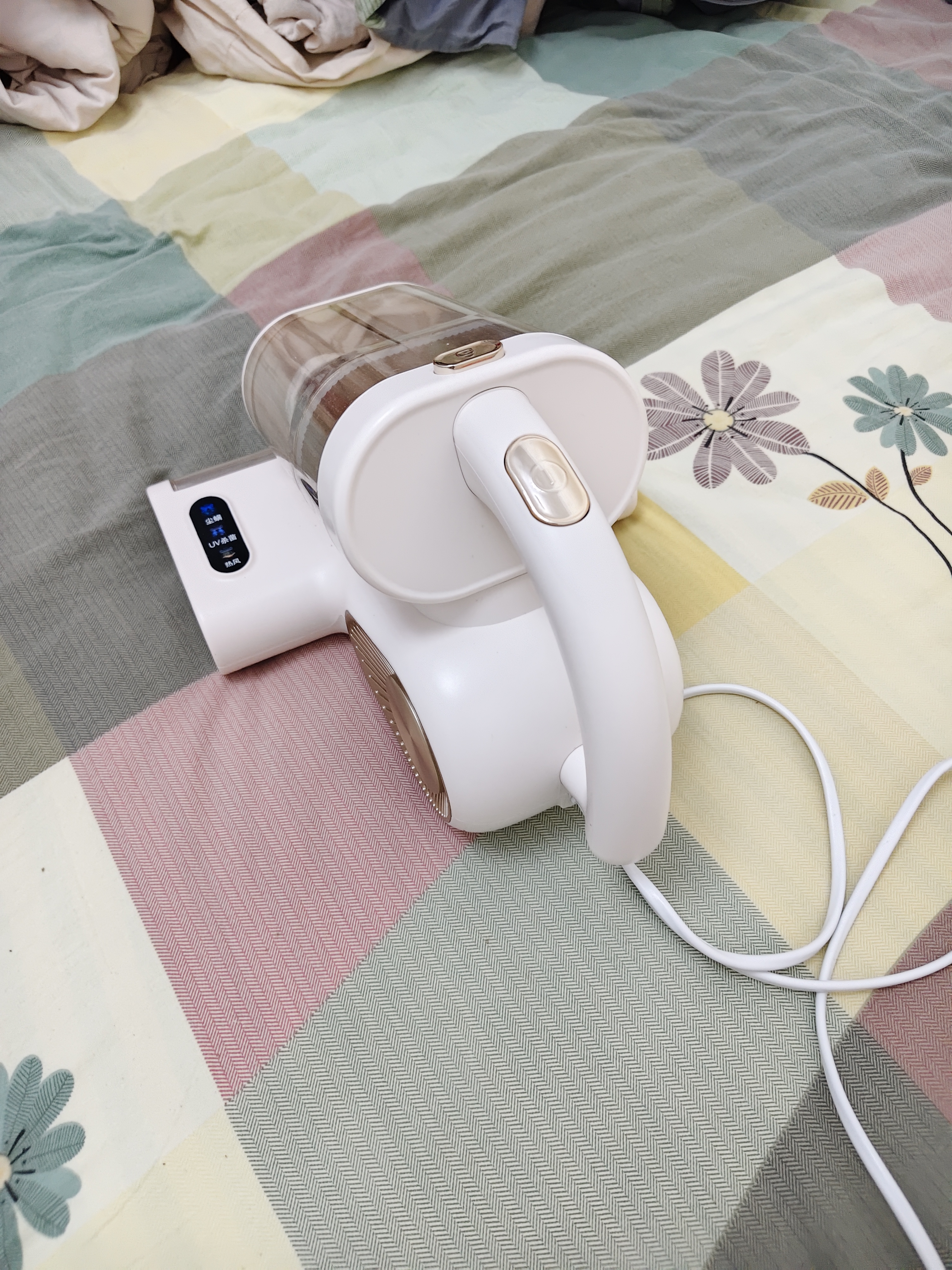 苏泊尔除螨仪器热销TOP1大功率宠物除毛双杯除螨防缠床上吸尘器高温杀菌吸尘三合一大吸力除螨机R8 Pro 实拍图