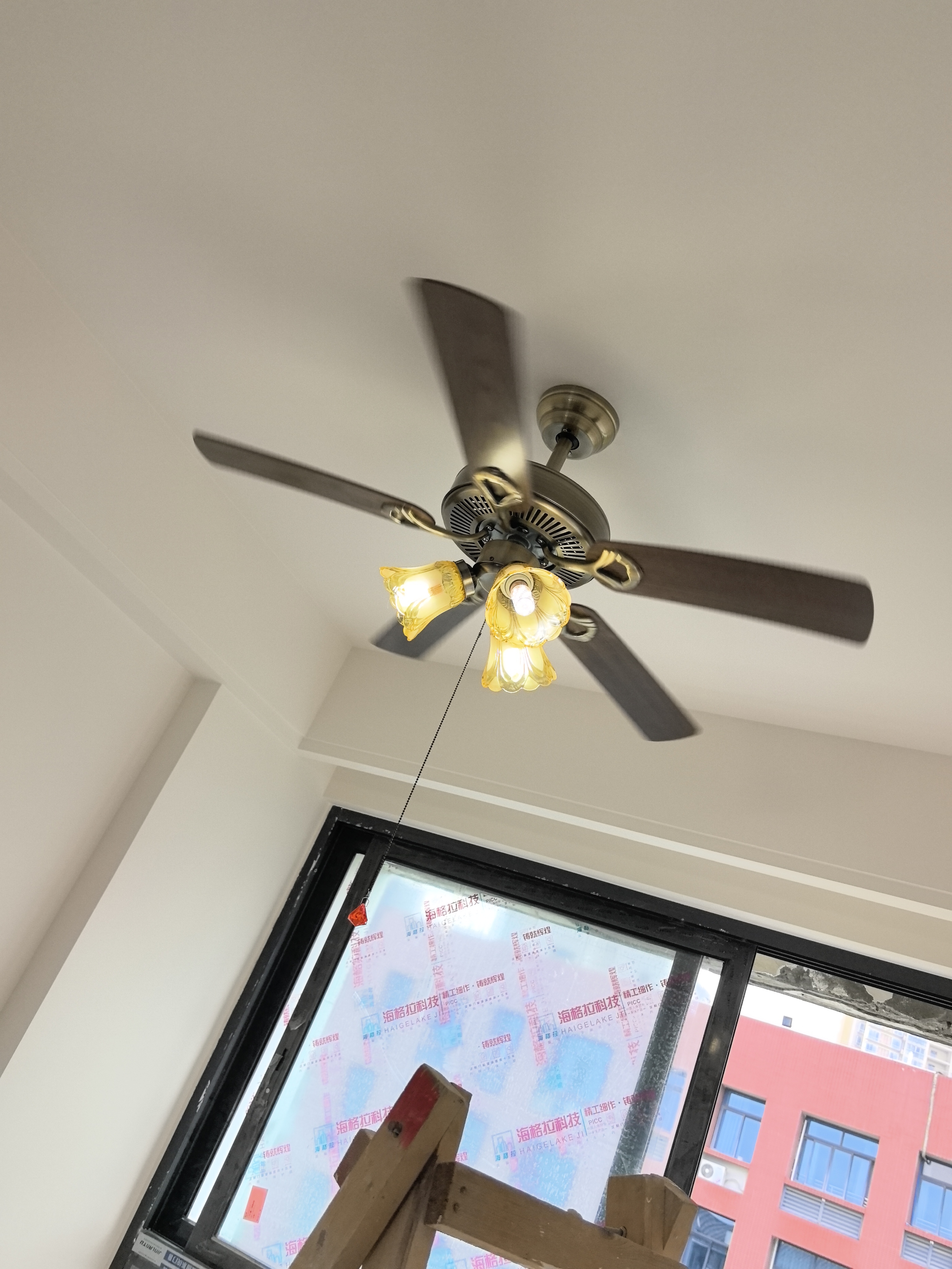 TCL美式风扇灯餐厅复古卧室家用客厅欧式电风扇吊灯多头吊扇灯 木叶42寸-变频6档-暖光-遥控 实拍图