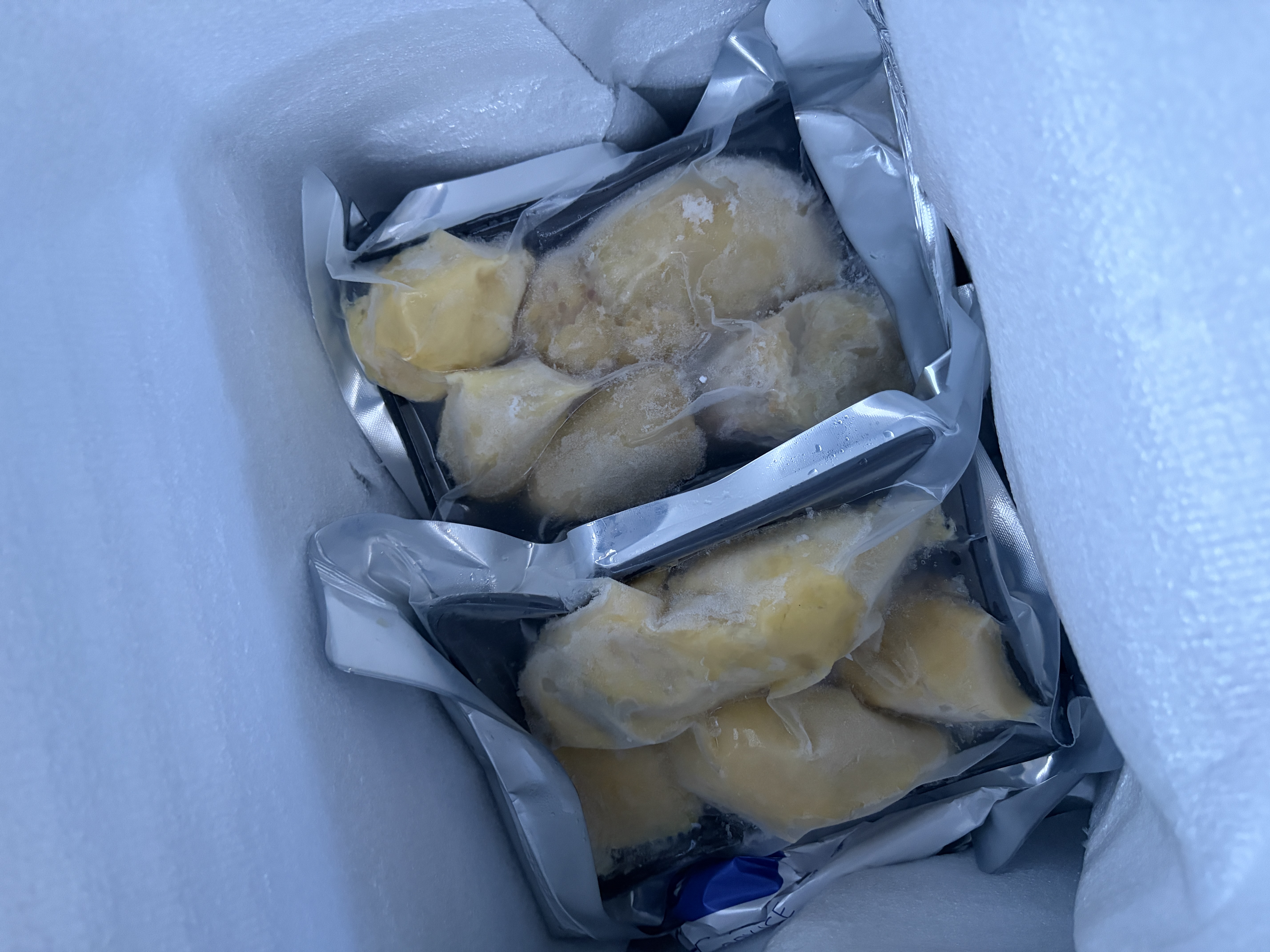 璐亦泰国金枕冷冻榴莲肉液氮冷冻保鲜方便即食自然树熟甜糯批发包邮 树熟A级金枕榴莲肉【净重4斤】自然树熟 实拍图