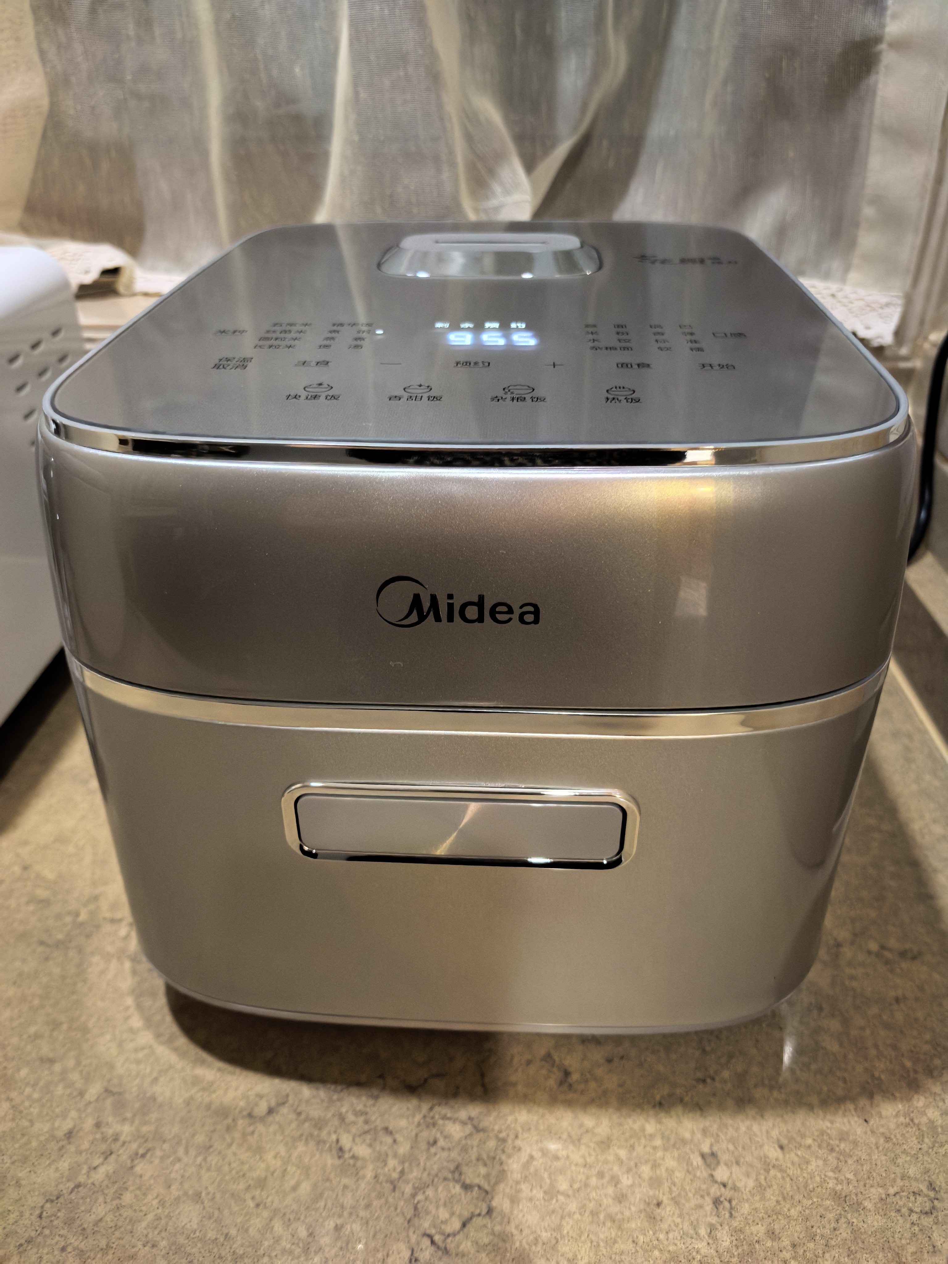 美的（Midea）【政府补贴】纯钛0涂层电饭煲家用3-4人花瓣IH加热电压力锅多功能智能电饭锅可预约煮饭锅MB-G5 实拍图