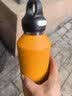 BOBOROOM保温水杯大容量保冷杯男士单手开盖速开316食品级不锈钢运动水壶 活力黄 1000ml 316内胆+单手速开+长效保温保冷 实拍图