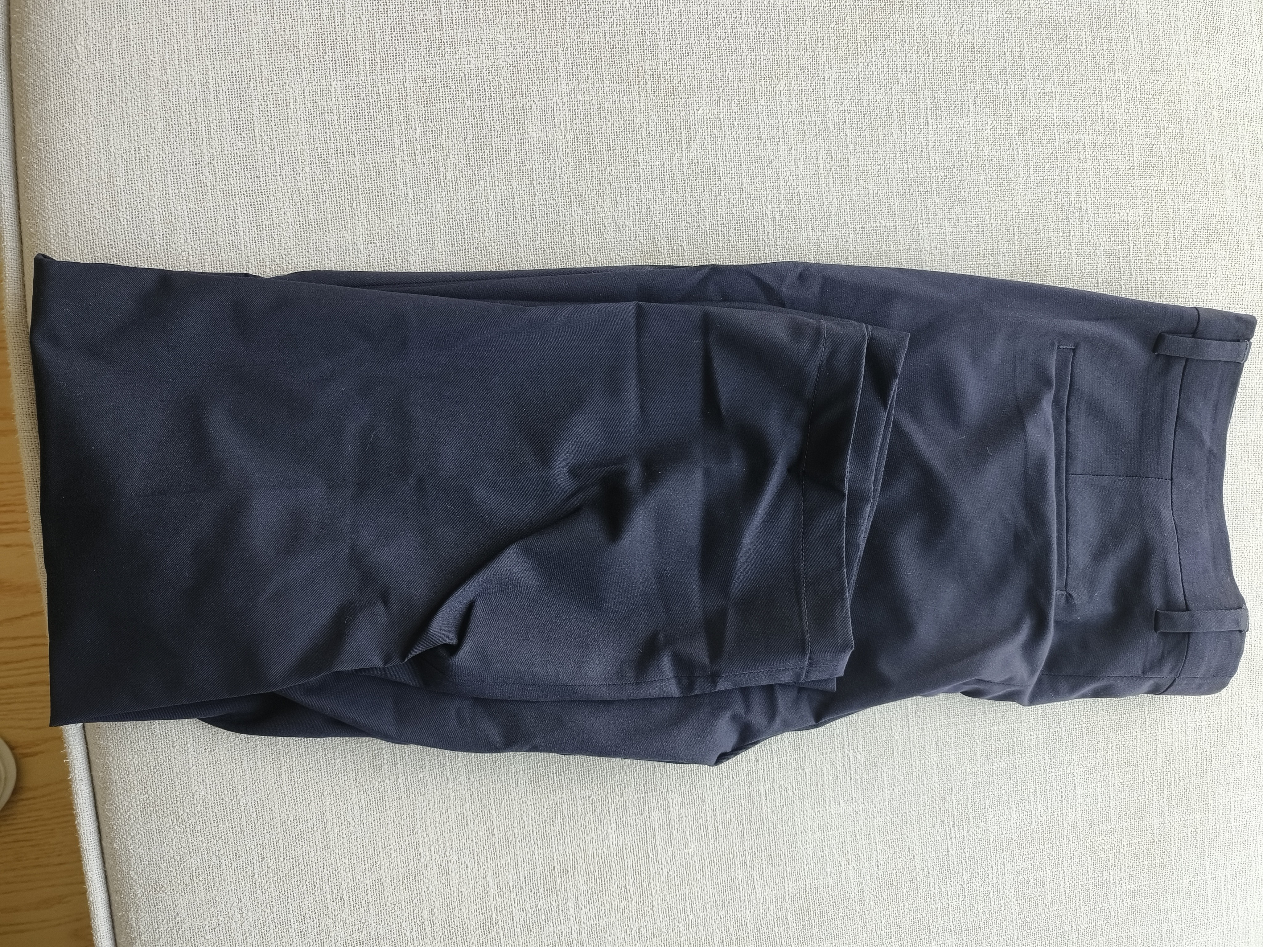 京东京造西裤男士休闲裤子春秋男裤商务西装裤直筒宽松高端新款藏青色 32 实拍图