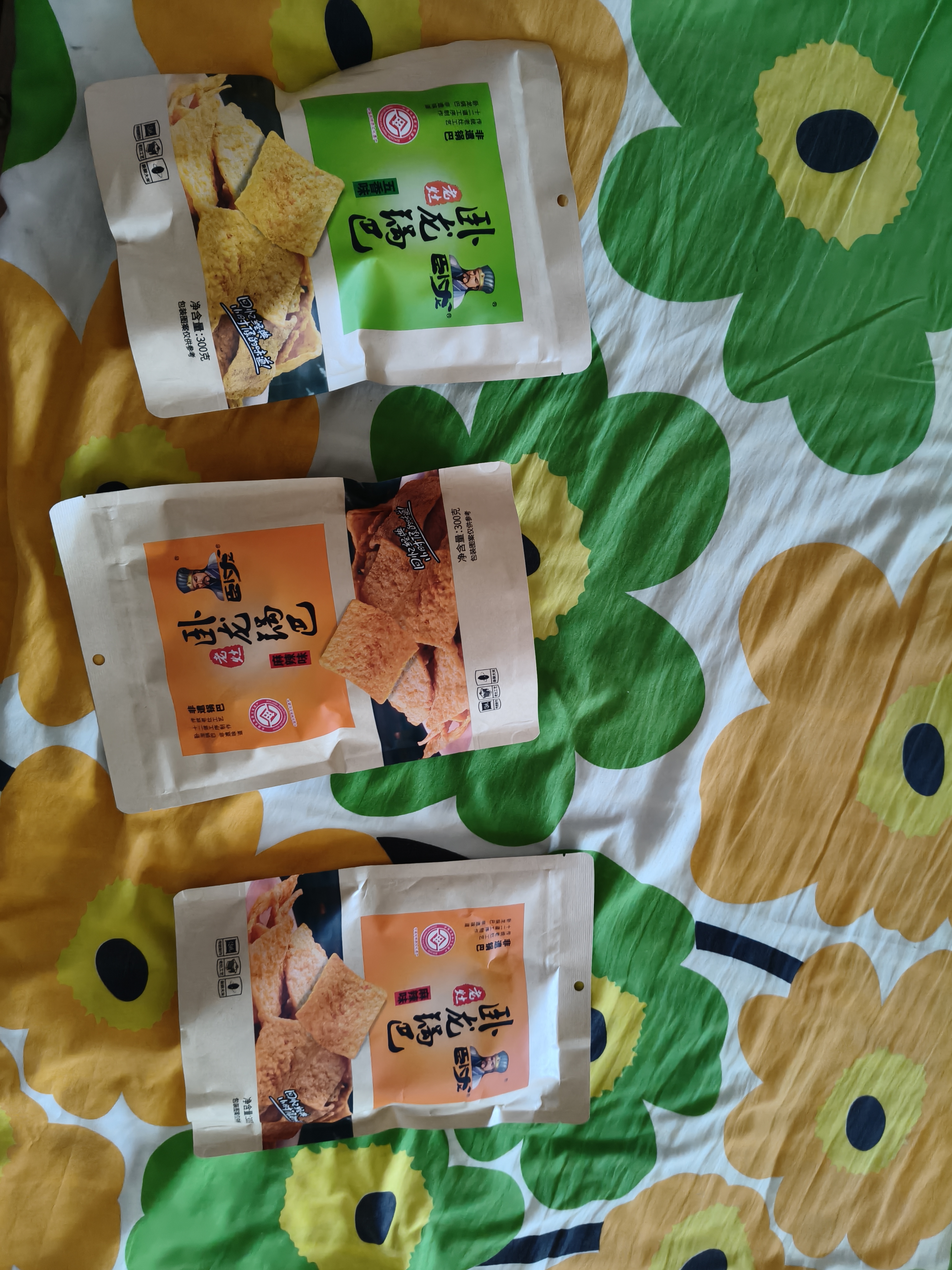 卧龙锅巴老灶锅巴襄阳特产休闲零食300克大包装 麻辣*2+五香*1 实拍图