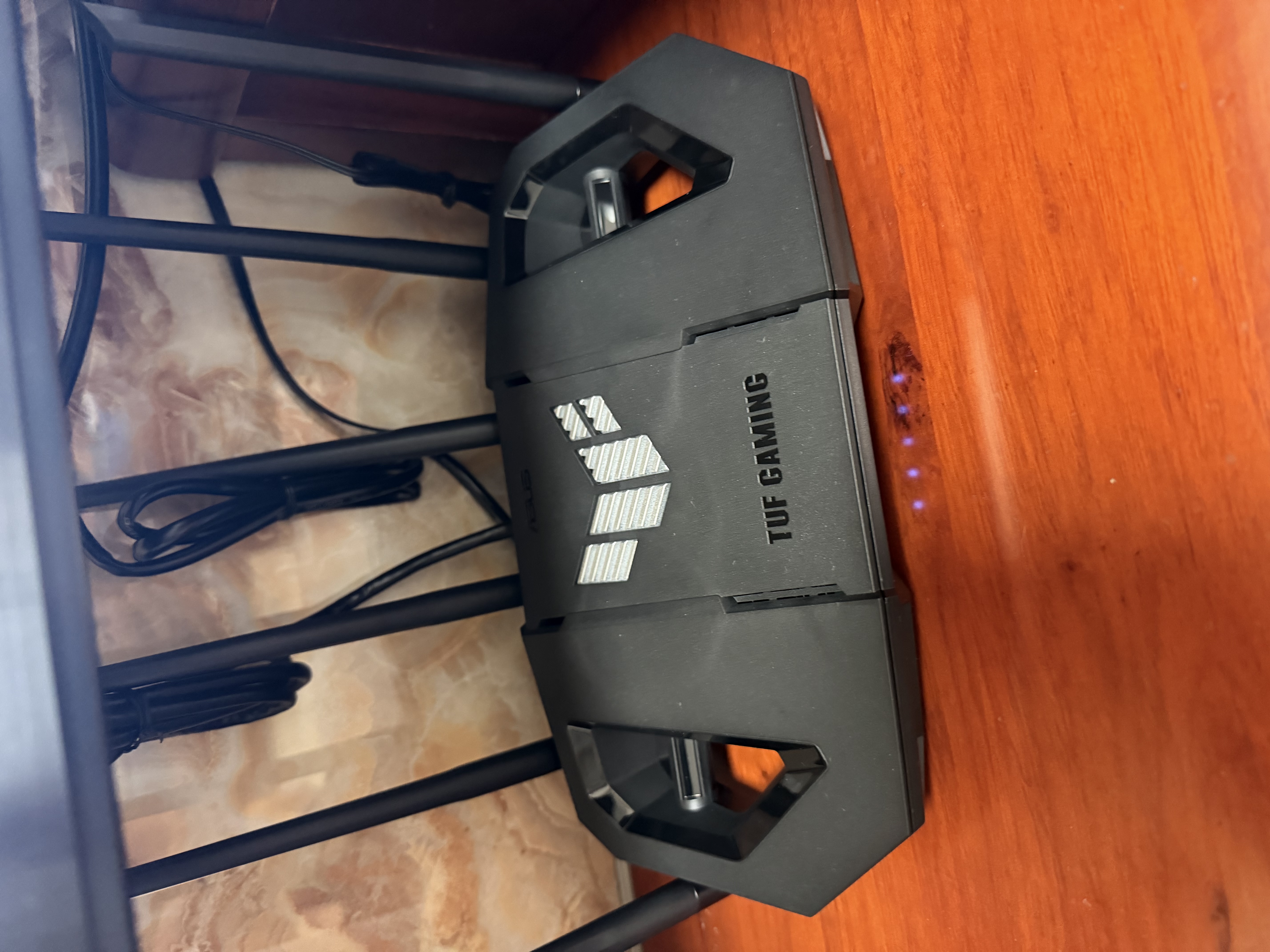 华硕（ASUS）TUF小旋风Pro电竞WiFi7路由器家用无线千兆穿墙王路由全屋WiFi7信号增强放大器 Aimesh随心组网 实拍图