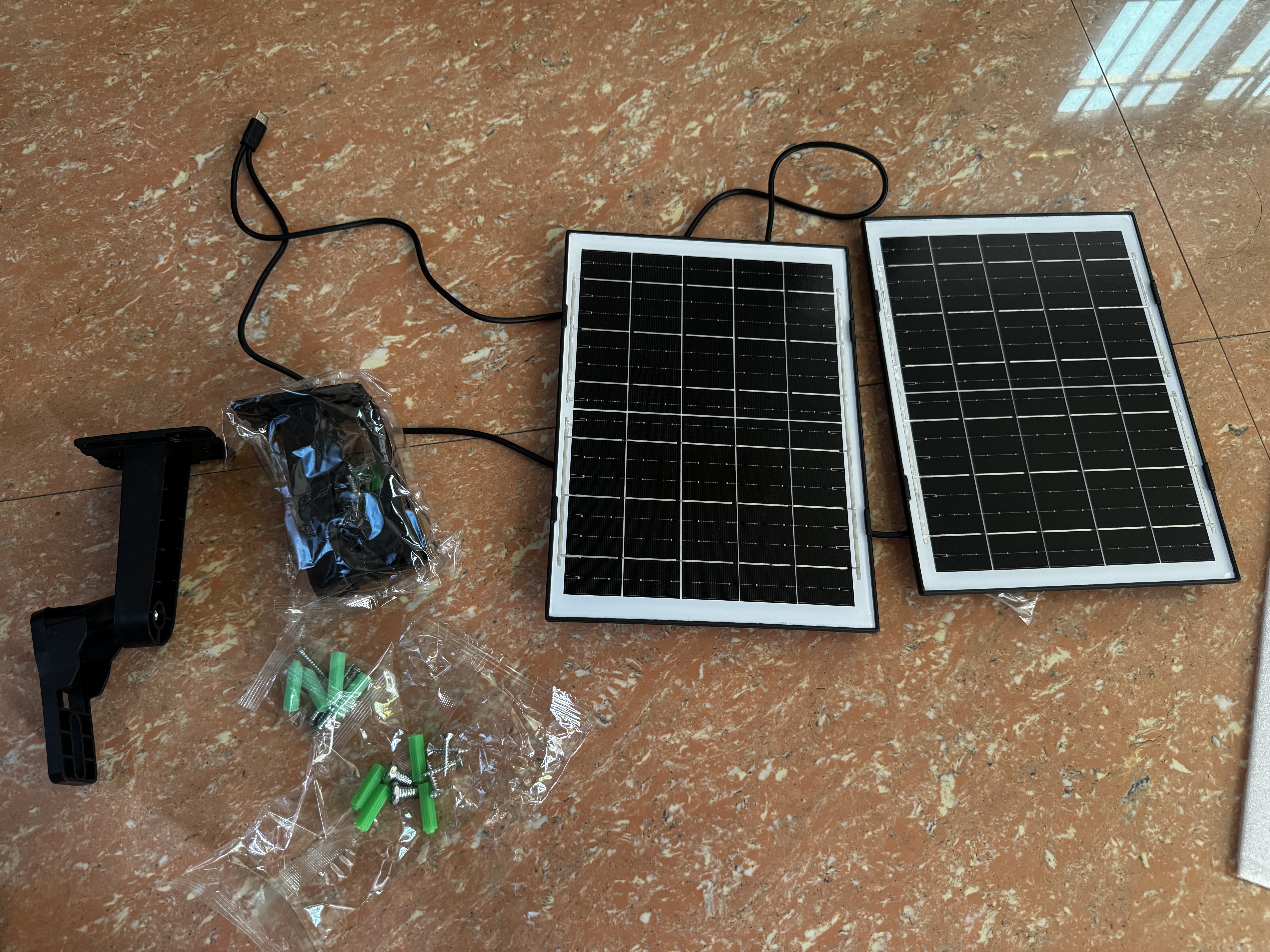 奥克斯4g太阳能摄像头室外无电无网终身免费流量免插电手机远程高清监控器家用户外360度无死角全景夜视 实拍图