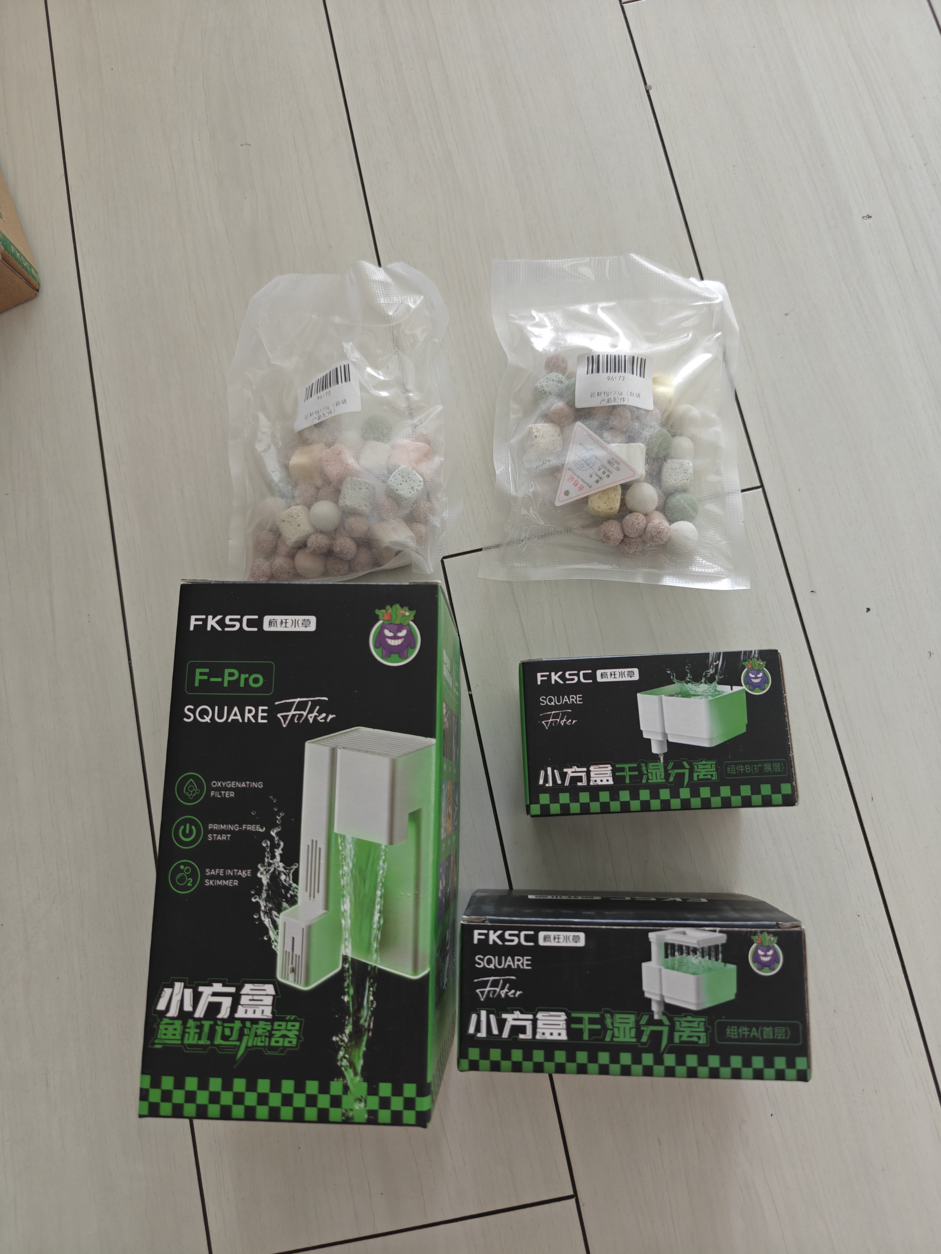疯狂水草（FKSC）小鱼缸过滤器循环泵三合一增氧泵吸污滴流盒干湿分离F2壁挂过滤器 实拍图
