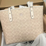 蔻驰（COACH）奥莱女士夏季女包经典标志CITY拉链托特包单肩手提包礼物city30 沙黄色/粉笔白色（新版） 实拍图