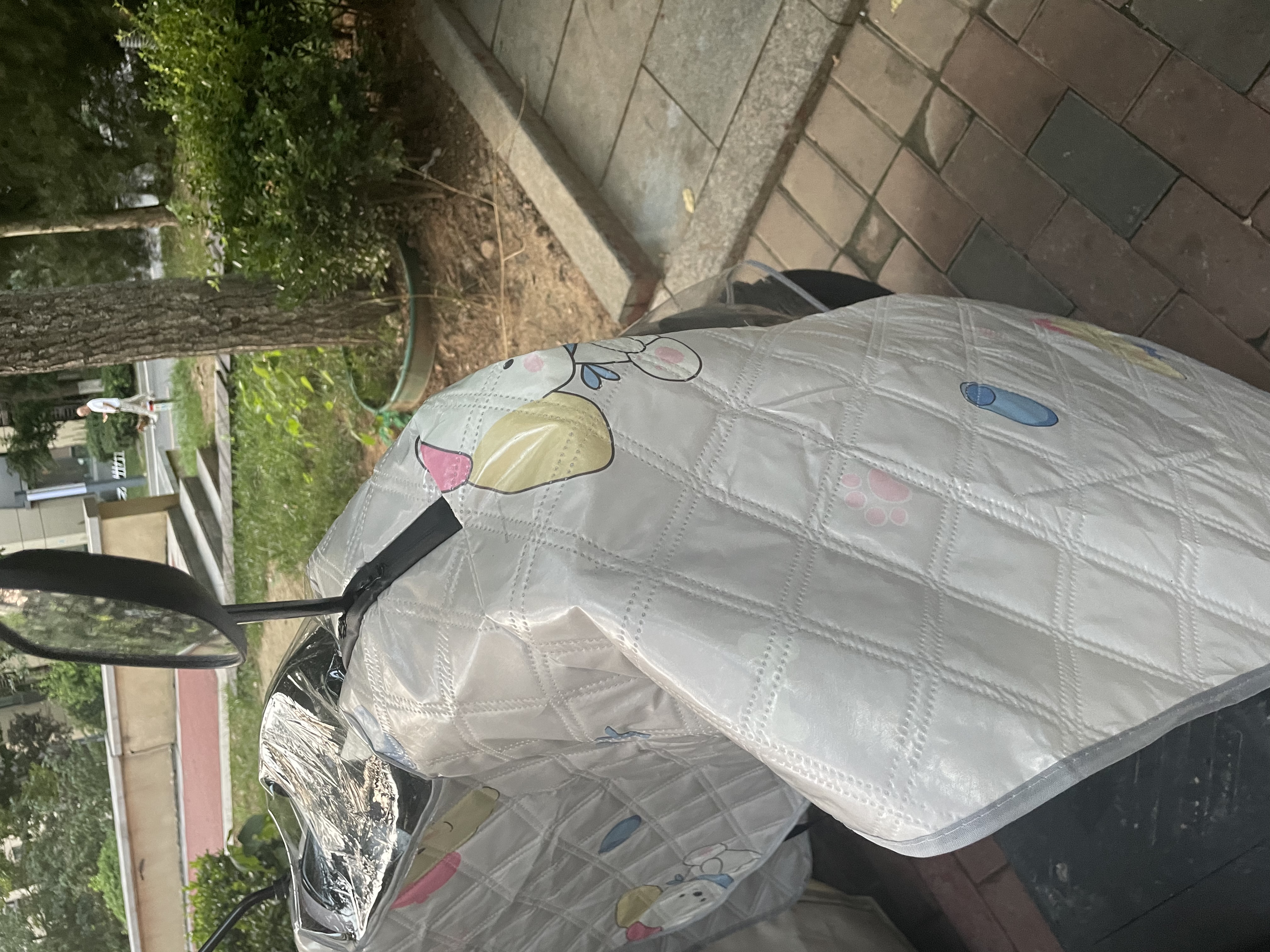 雨航（YUHANG）电动车挡风被春夏季防走光防雨水防晒手套遮阳罩电瓶车浅灰 实拍图