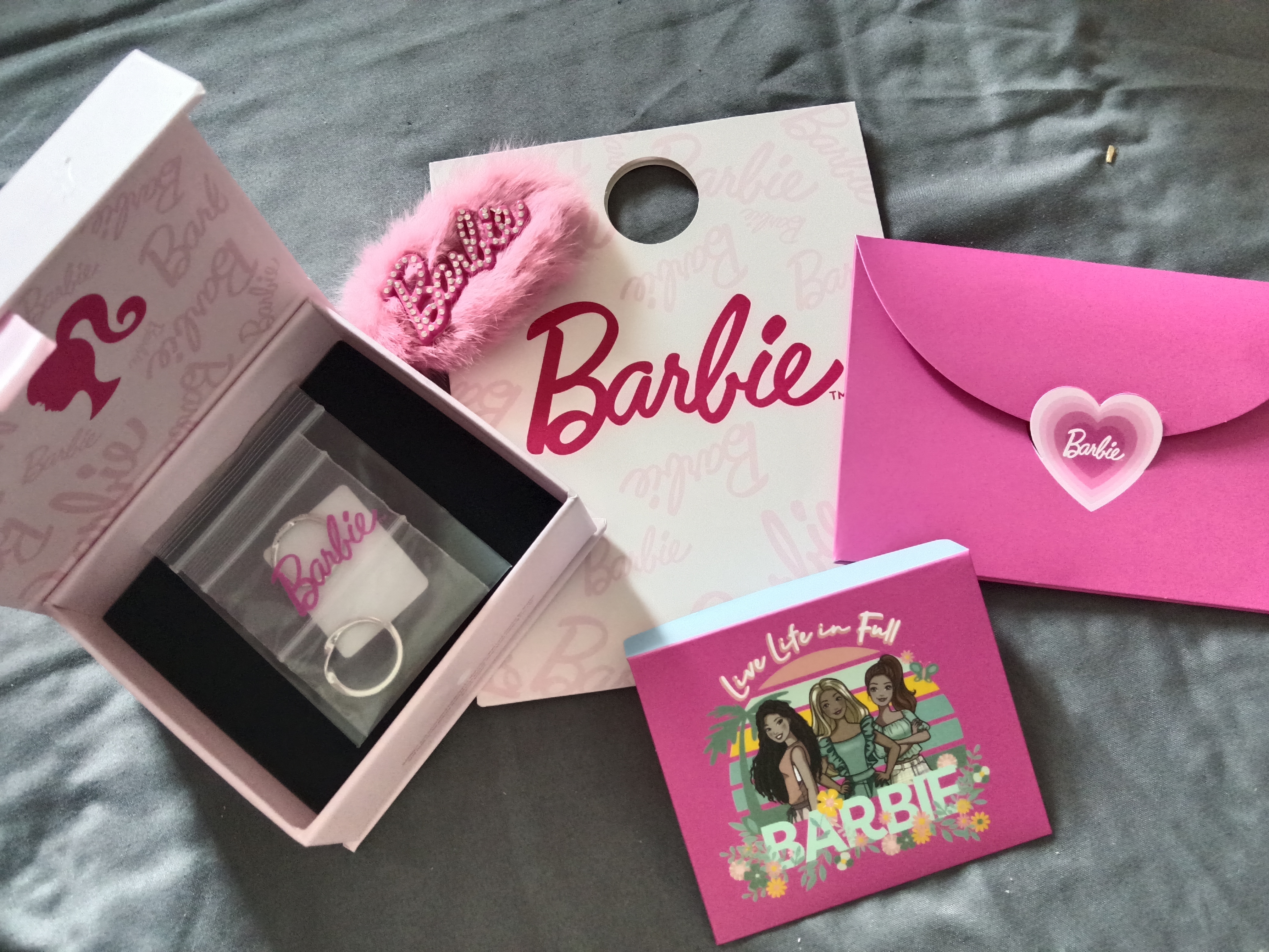 芭比（Barbie）施华洛世奇水晶情侣戒指一对男女戒子开口表白生日国庆礼物送女友 实拍图