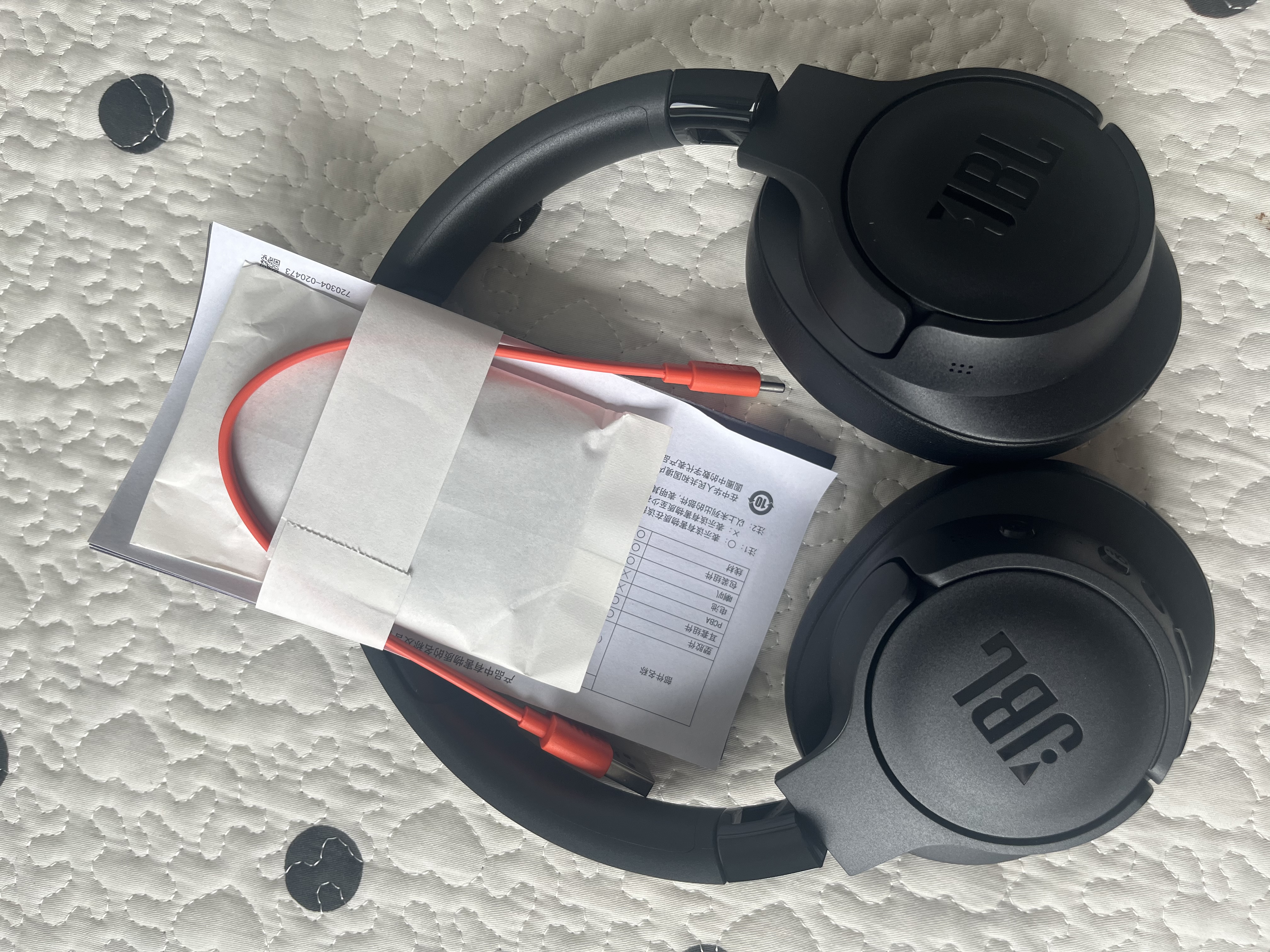 JBL TUNE770NC头戴式蓝牙耳机 主动降噪无线耳机 华为苹果小米通用耳机 礼物推荐黑色 实拍图