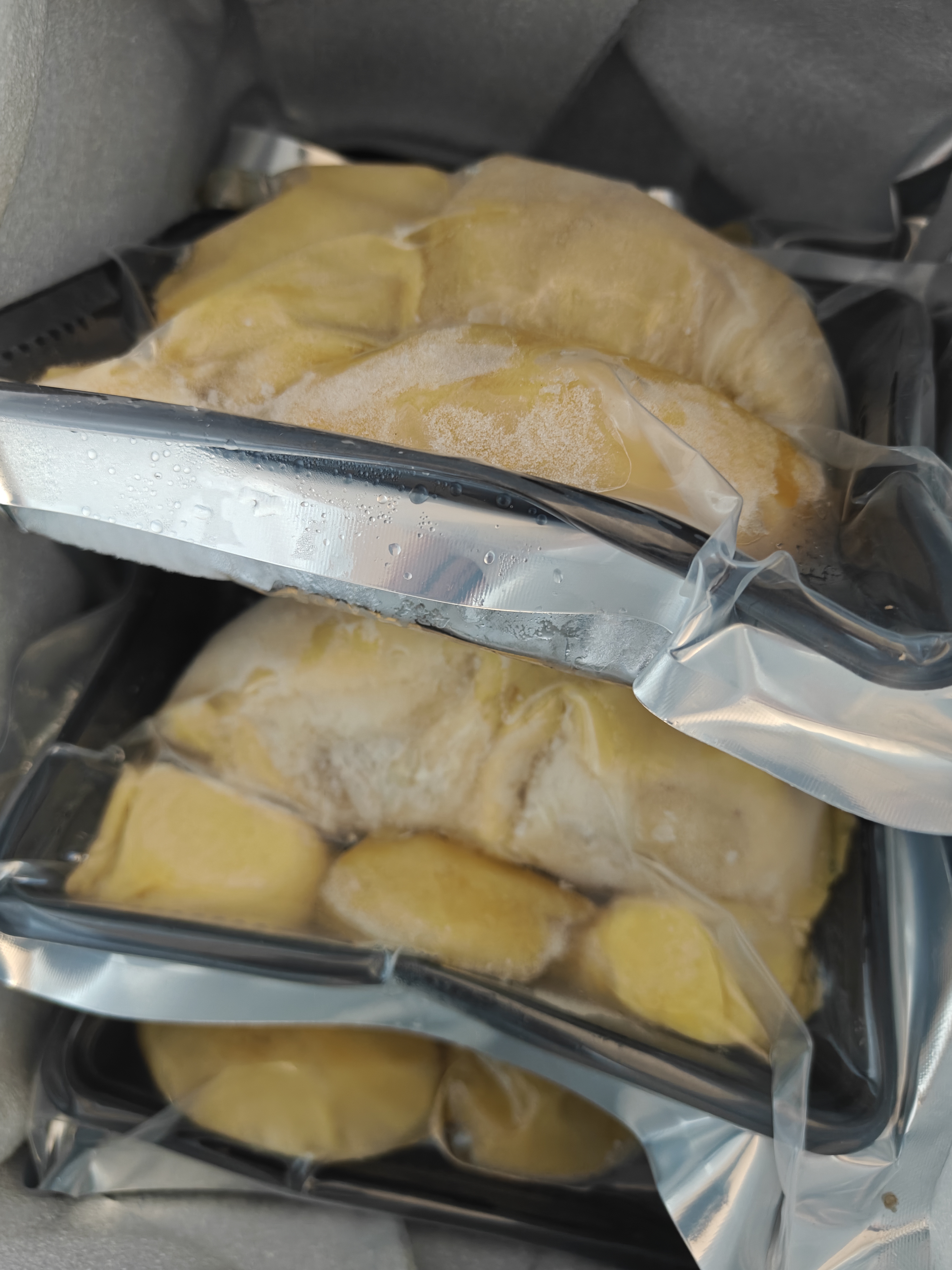 璐亦泰国金枕冷冻榴莲肉液氮冷冻保鲜方便即食自然树熟甜糯批发包邮 树熟A级金枕榴莲肉【净重4斤】自然树熟 实拍图