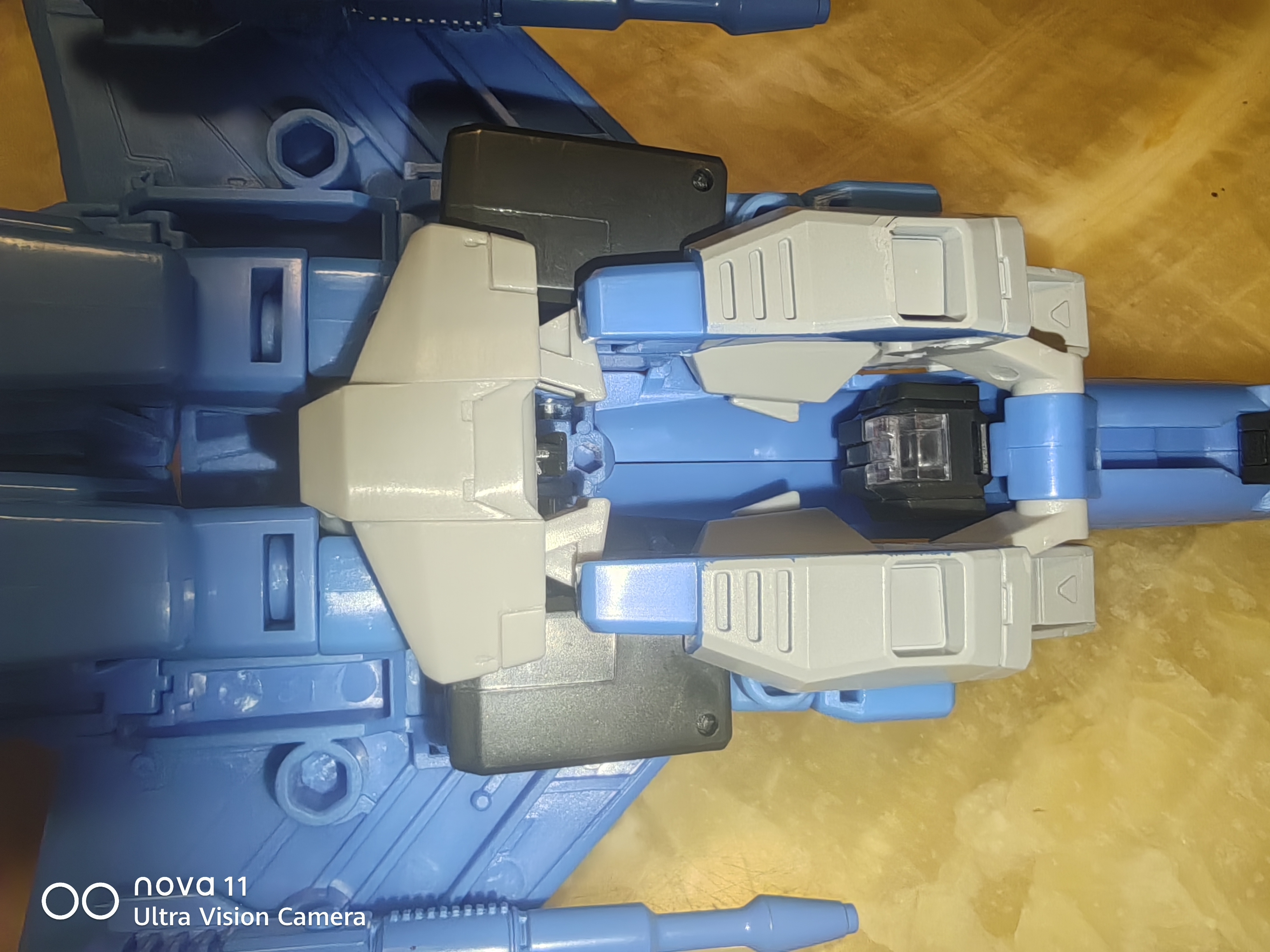 变形金刚（Transformers）儿童男孩玩具模型礼物工作室系列航行家级86大电影惊天雷G2192 实拍图