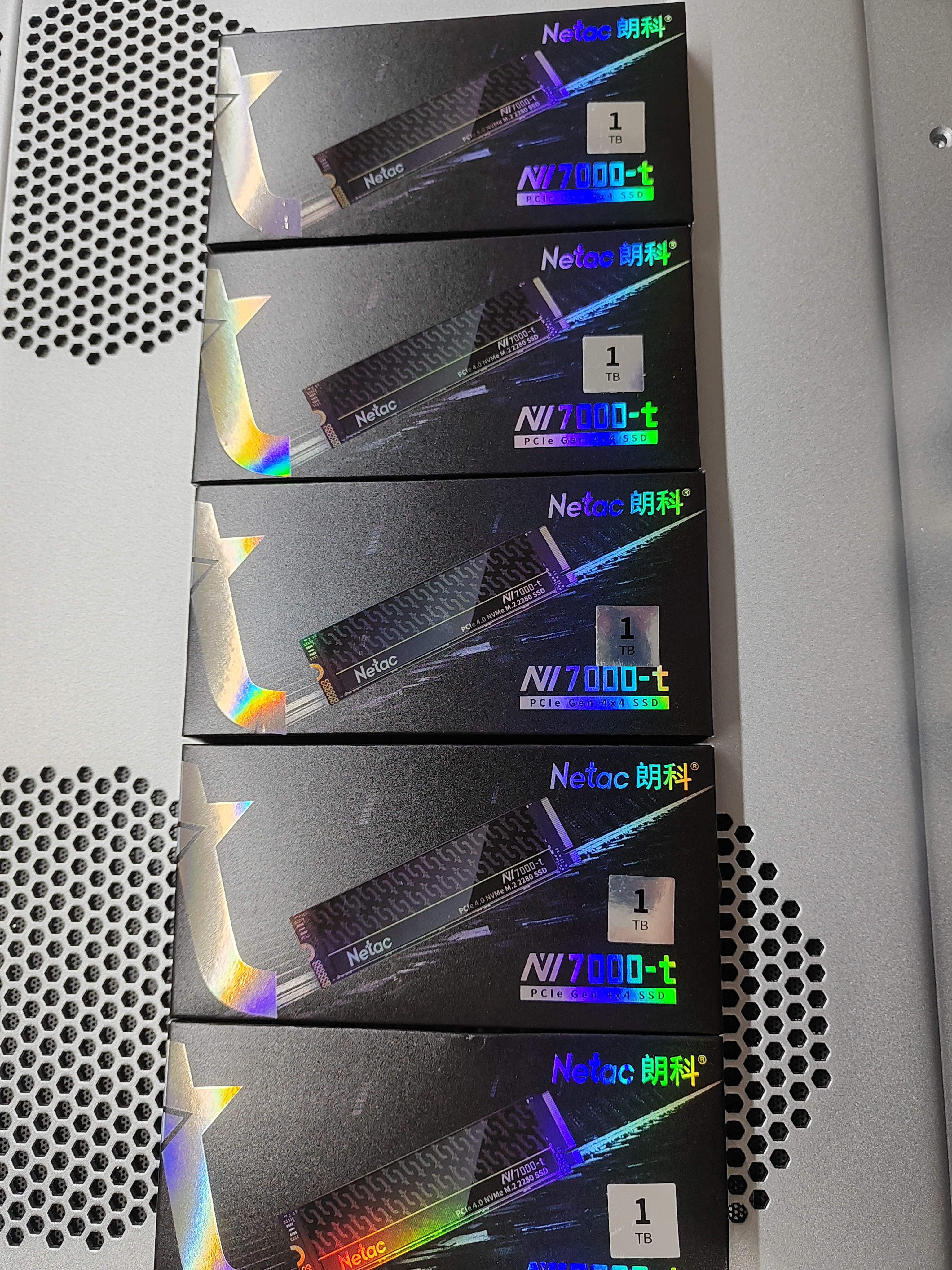 朗科（Netac）2TB SSD固态硬盘 M.2接口(NVMe协议PCIe 4.0 x4)NV7000-t绝影系列 7300MB/s读速 高效散热  实拍图