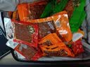 邬辣妈经典麻辣豆卷豆筋辣条豆干素食零食办公室小吃香辣70g*5袋 实拍图
