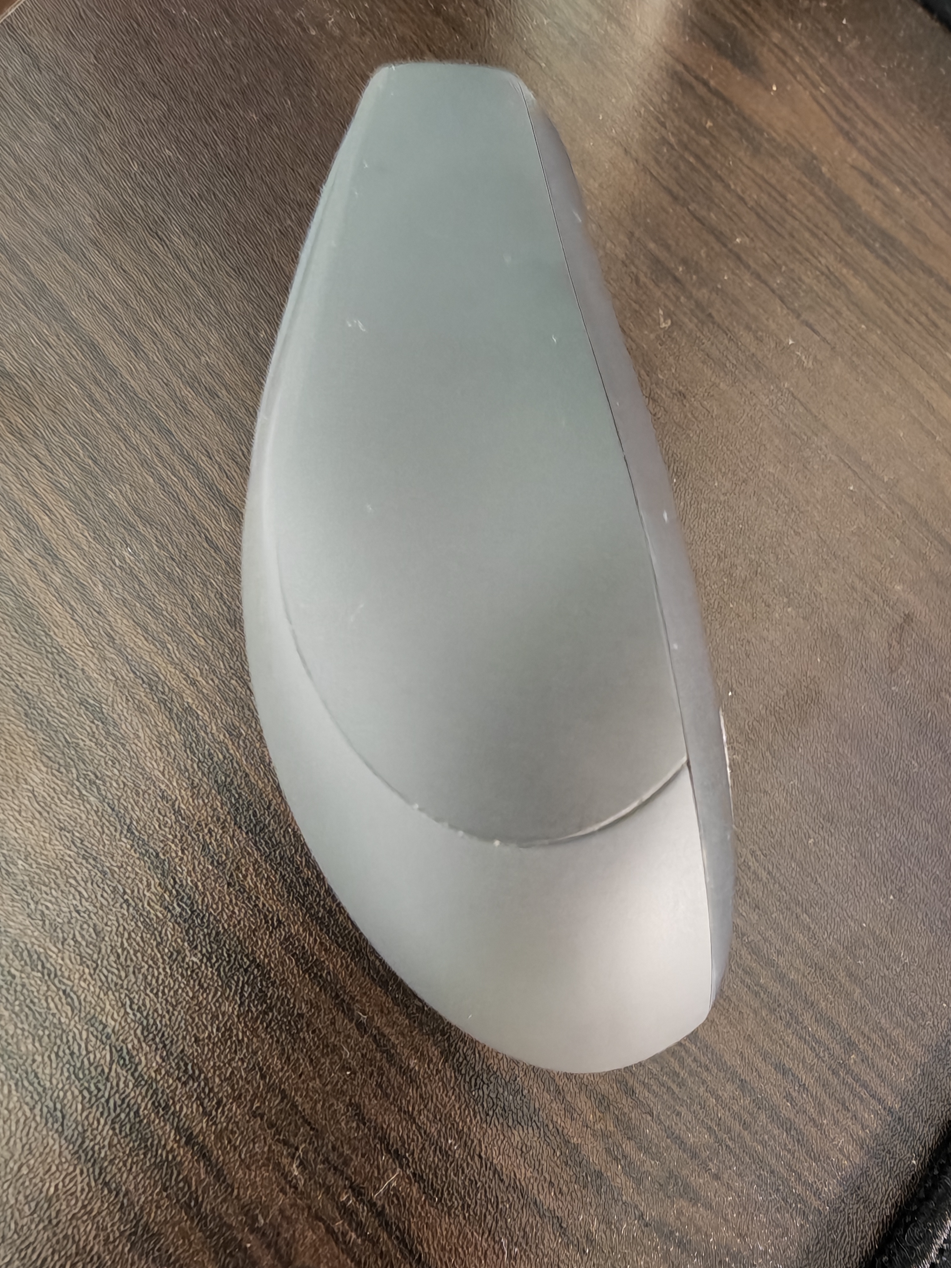 联想（Lenovo）小新无线蓝牙充电鼠标M3暮霭灰 蓝牙三通道 人体工学设计商务办公轻音便携 笔记本平板通用XXM3 实拍图