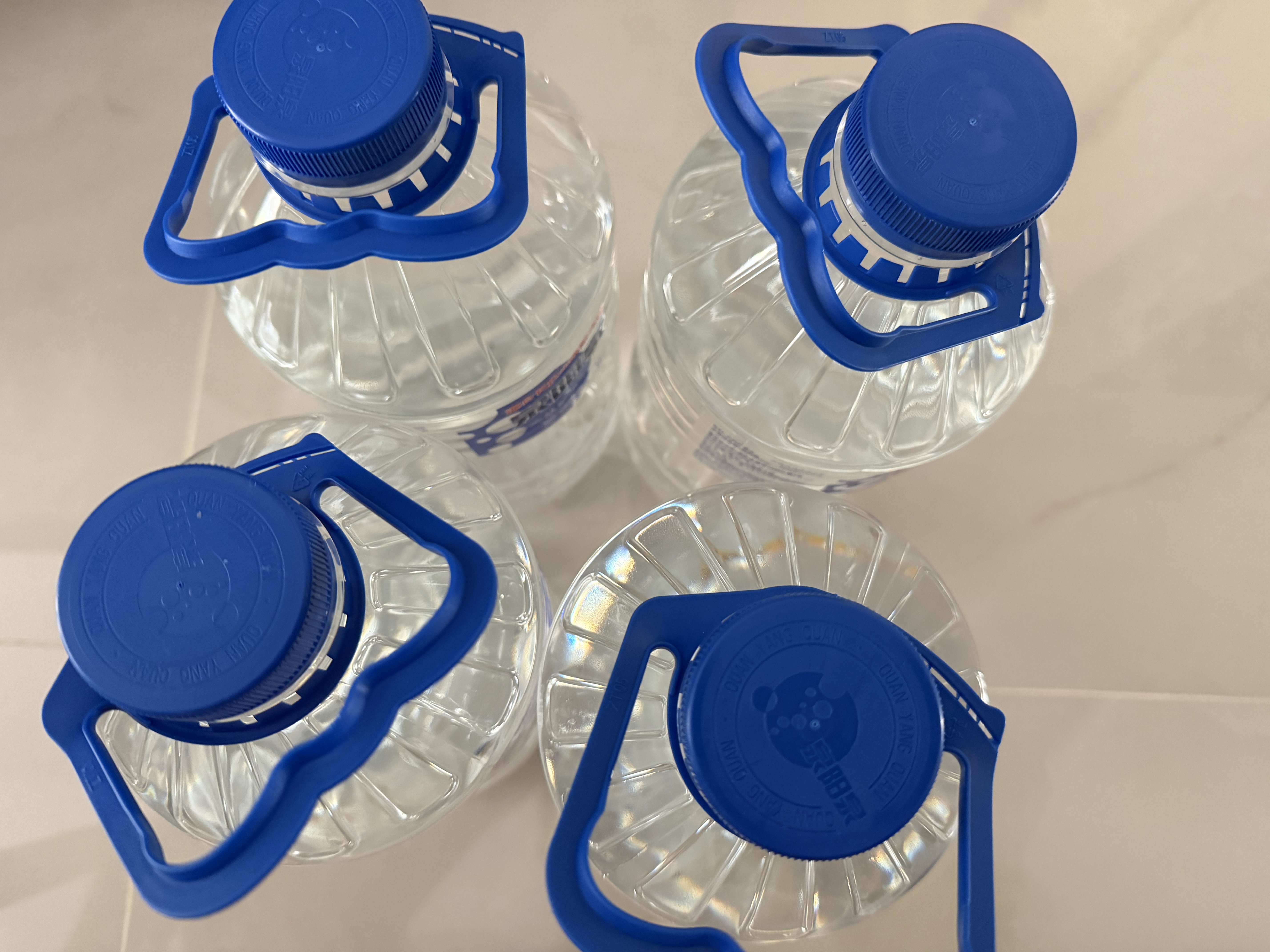 泉阳泉（QUANYANGQUAN）长白山天然矿泉水 大桶装 家庭用水 3L*6桶  整箱塑包装 实拍图