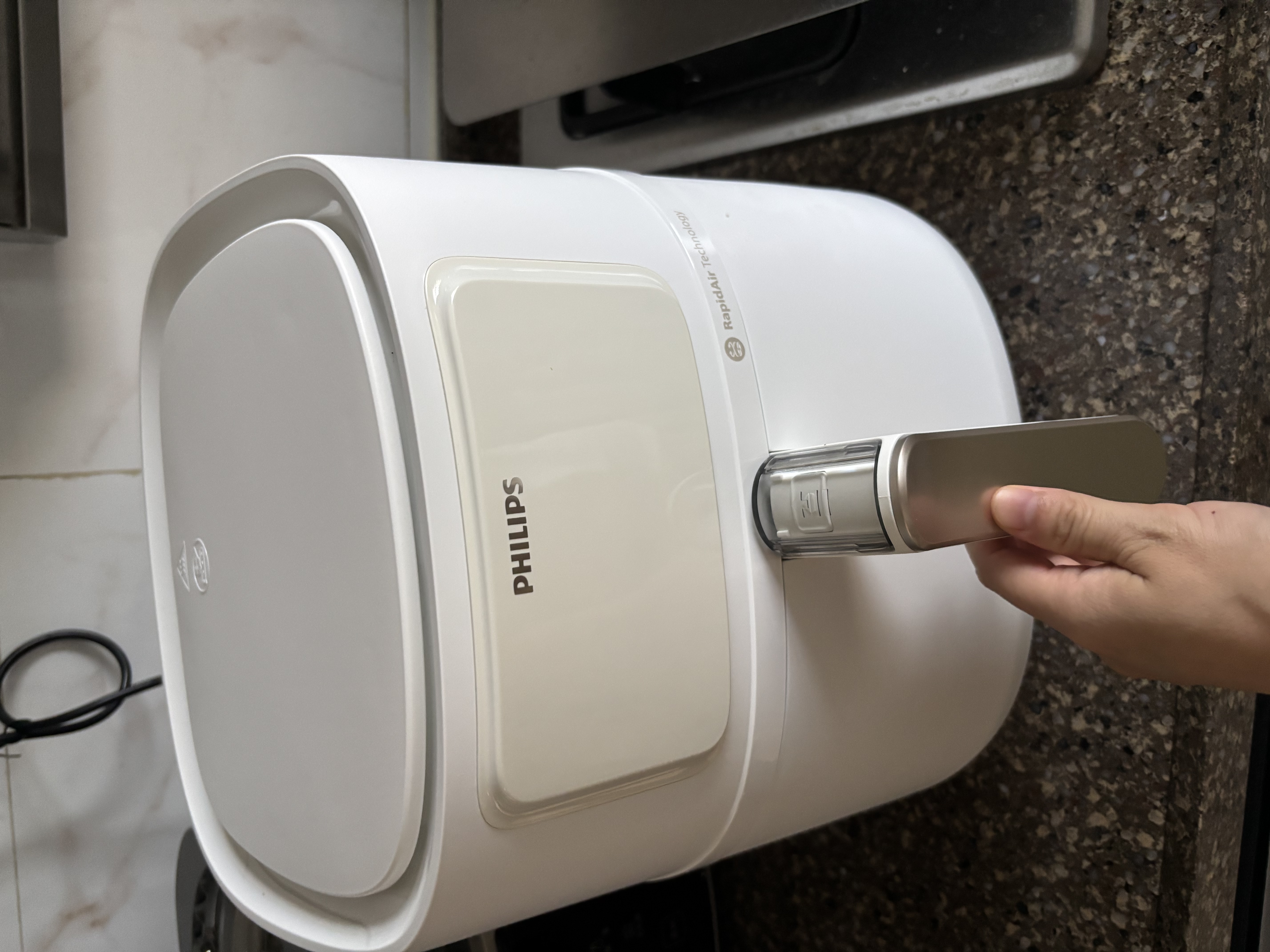 飞利浦（PHILIPS）全新变速空气炸锅7.2L大容量家用智能烹饪精准控温不用翻面APP智能菜谱 多功能低脂炸薯条电炸锅 【500+菜谱】 7.2L APP智控HD9285 实拍图