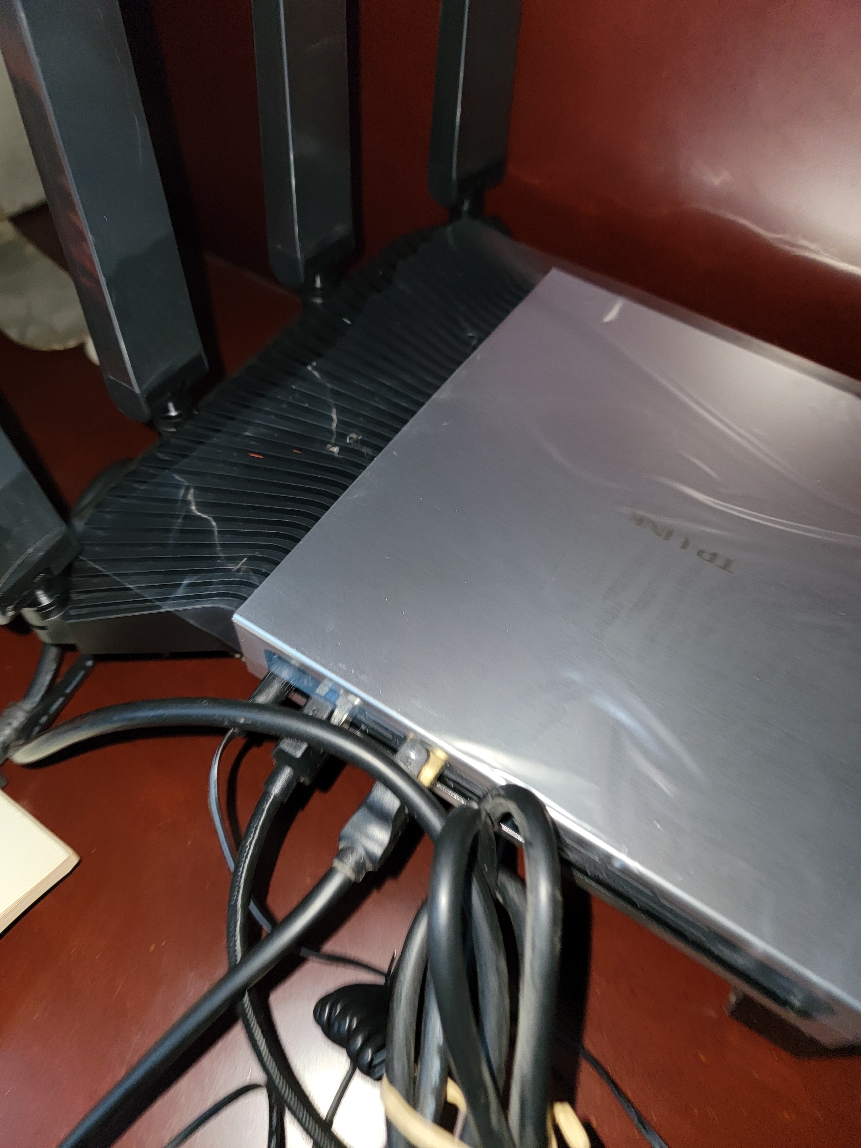 普联（TP-LINK）BE7200 WiFi7千兆双频无线路由器 7200M游戏加速 家用穿墙 四2.5G网口 独立FEM 信号增强 7DR7290 实拍图