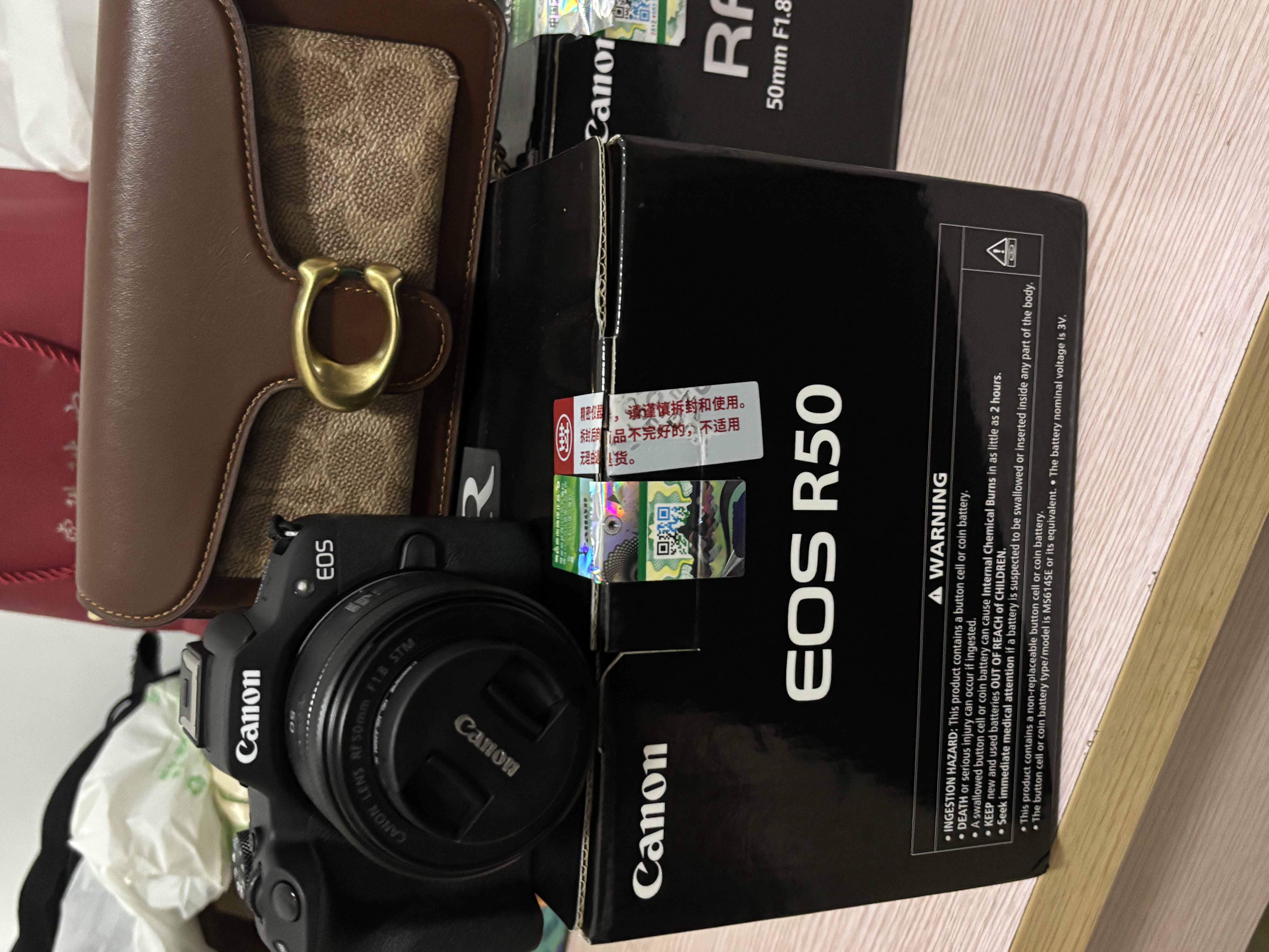 Canon七夕礼物佳能r50入门级微单反 半画幅数码相机 4k美颜小巧便携送礼物 R50单机身黑+RF50 1.8 【人像首选】 套餐一【128G内存卡~摄影包+备用电池+卡通礼】 实拍图