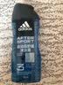 阿迪达斯（adidas）沐浴露男士专用洗发洁面三合一 游泳去氯持久留香旅行装小瓶250ml 实拍图