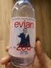 依云（evian）高端天然矿泉水 330ml*24硬瓶 法国原装进口饮用水 会议商务用水 实拍图