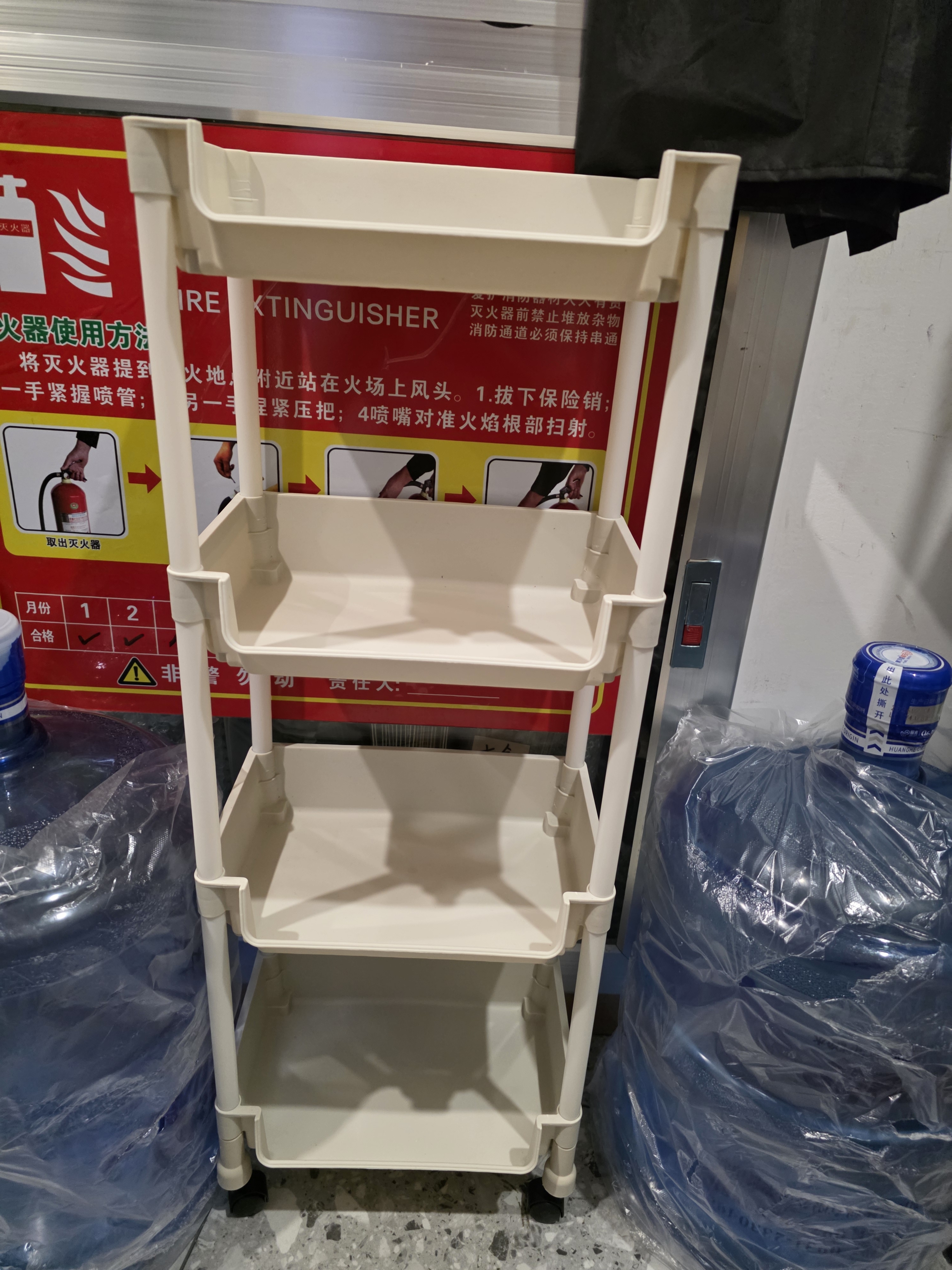 Kaooseen书架置物架落地书报架收纳宣传架杂志架期报刊架展示架 【管理员推荐】书报收纳架车4层 实拍图