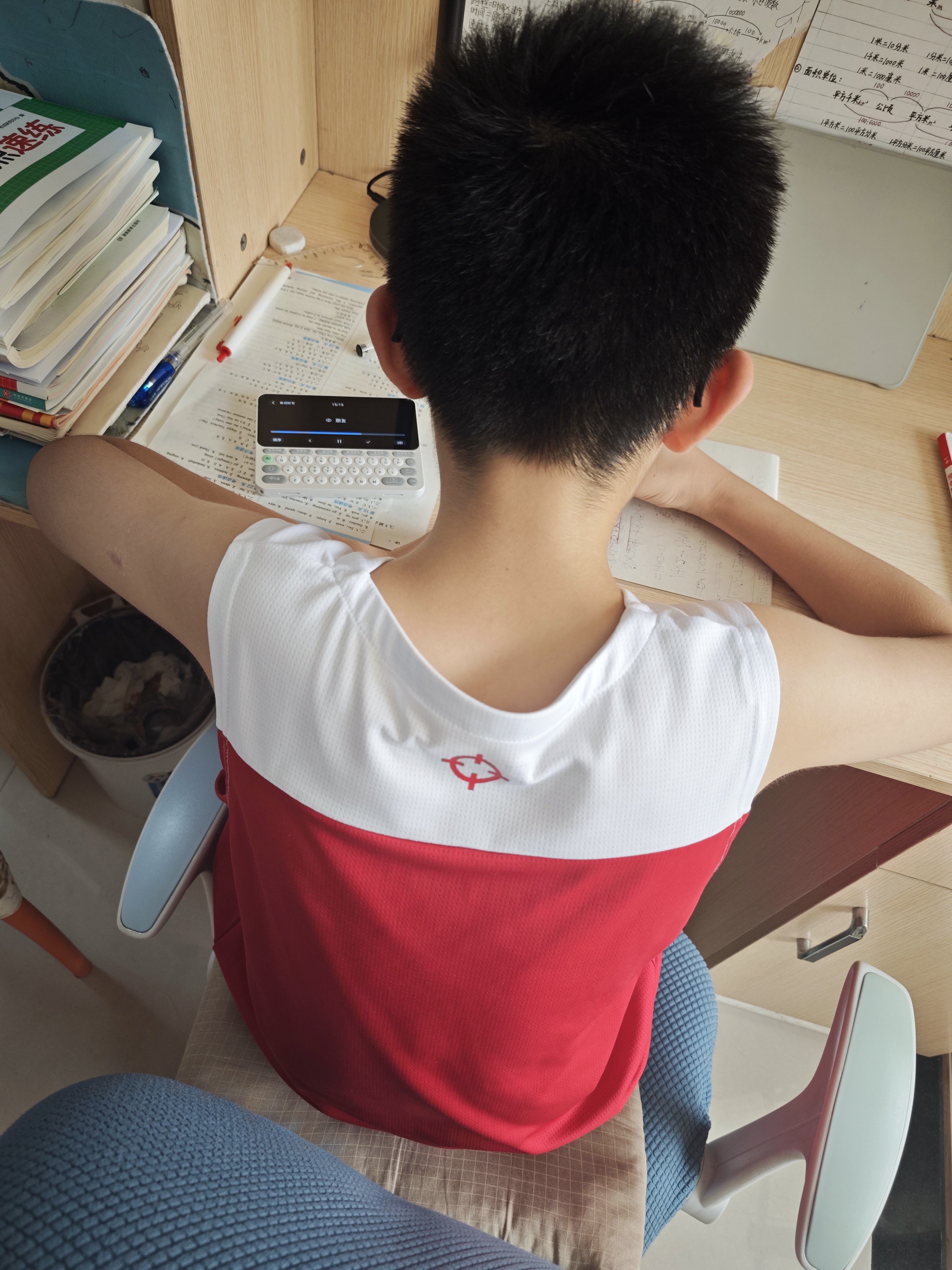 快易典AI电子词典E2 256G英语学习机神器 键盘输入查词练词背词小初高教材同步单词机单词卡便携式学习机 实拍图